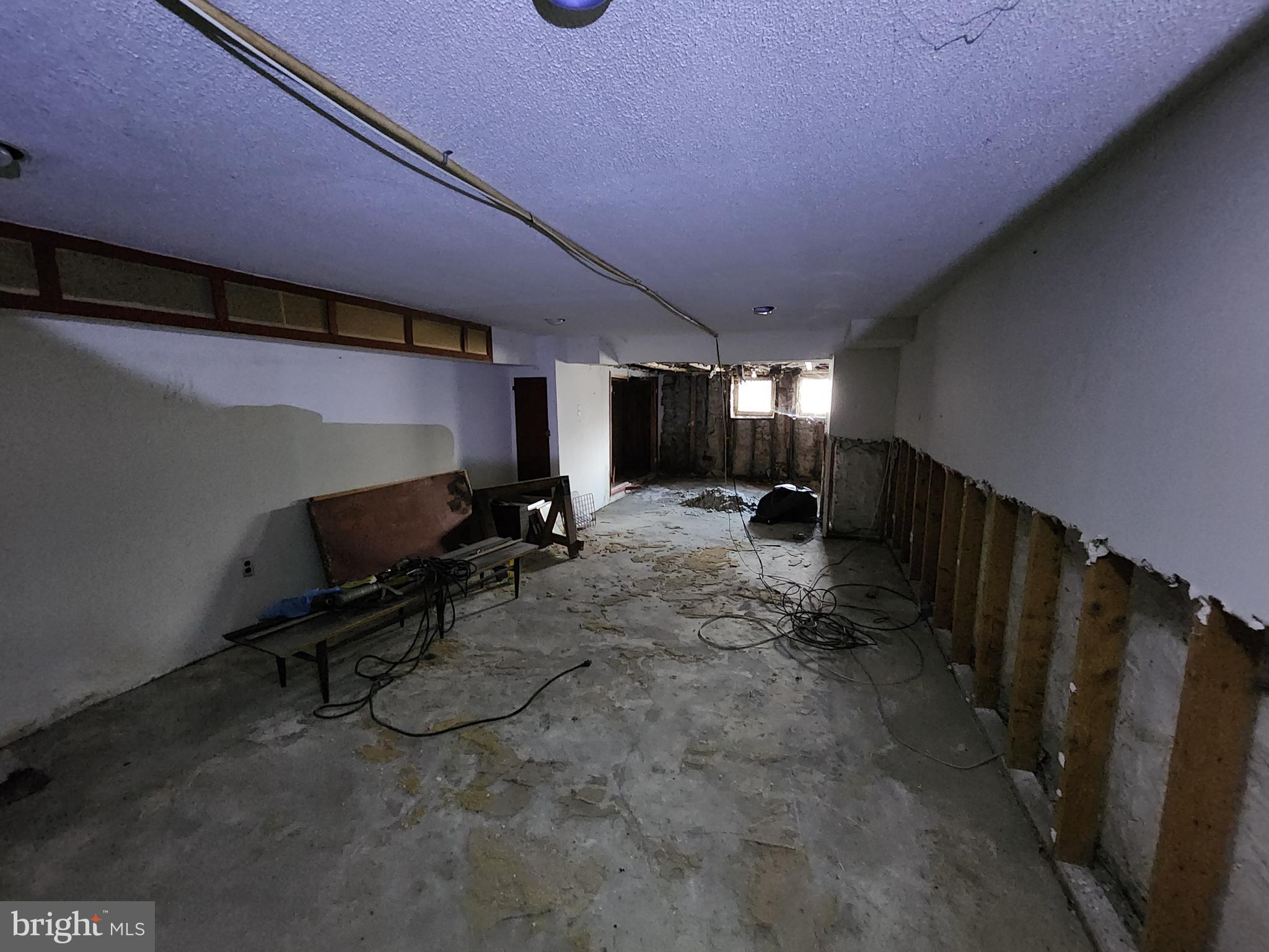 WINCHESTER - Residential