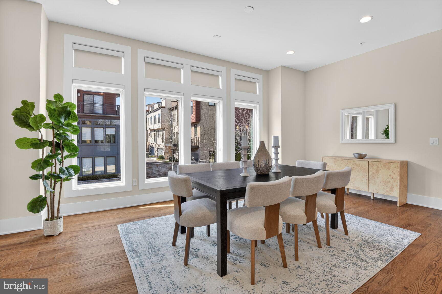 GROSVENOR HEIGHTS - Residential