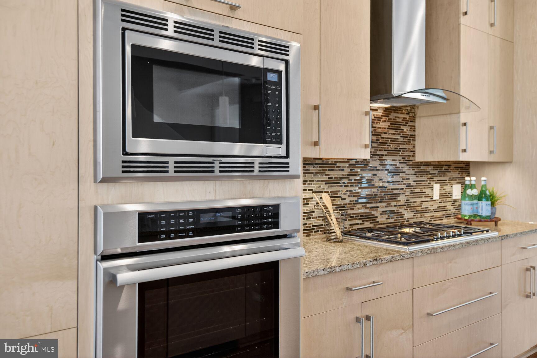 GROSVENOR HEIGHTS - Residential