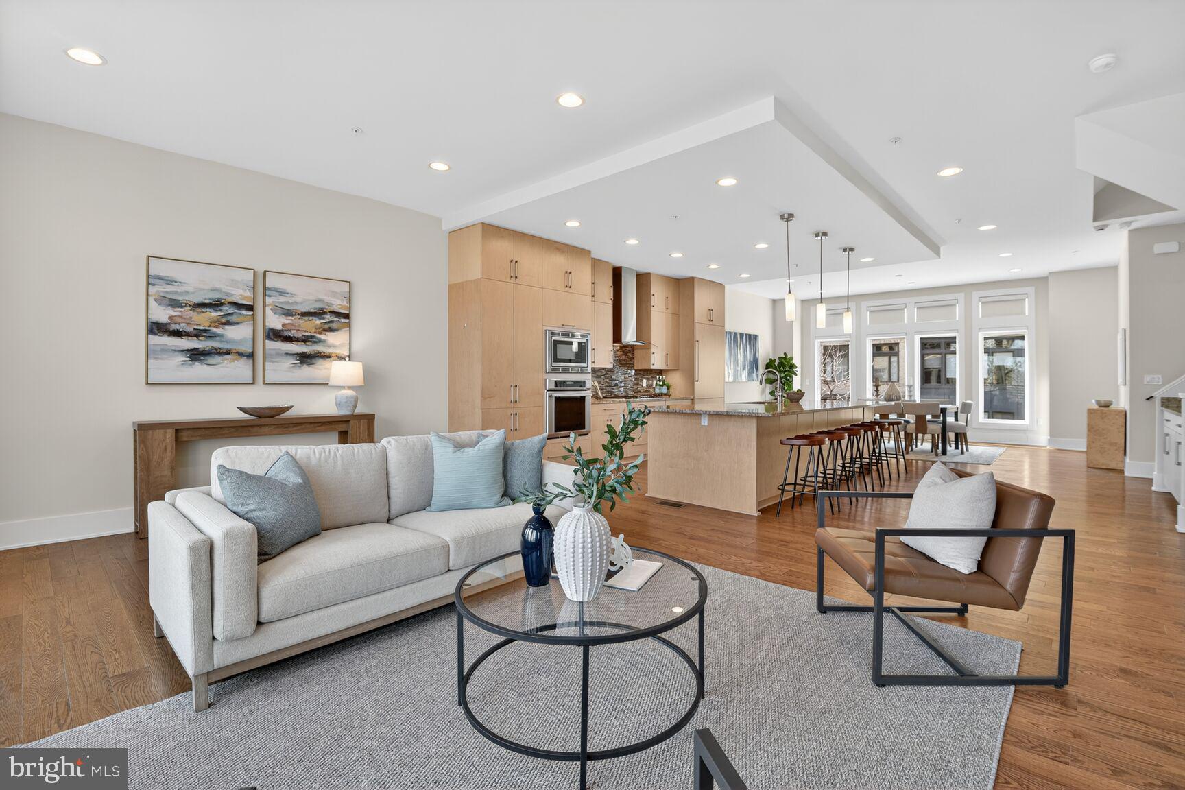 GROSVENOR HEIGHTS - Residential