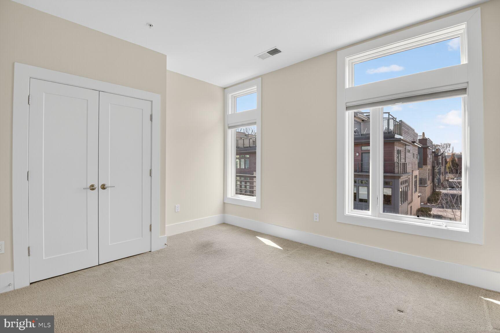 GROSVENOR HEIGHTS - Residential