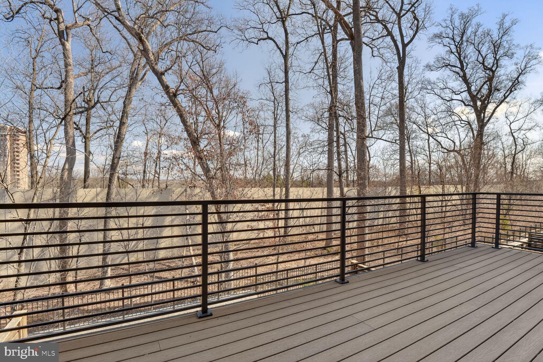 GROSVENOR HEIGHTS - Residential