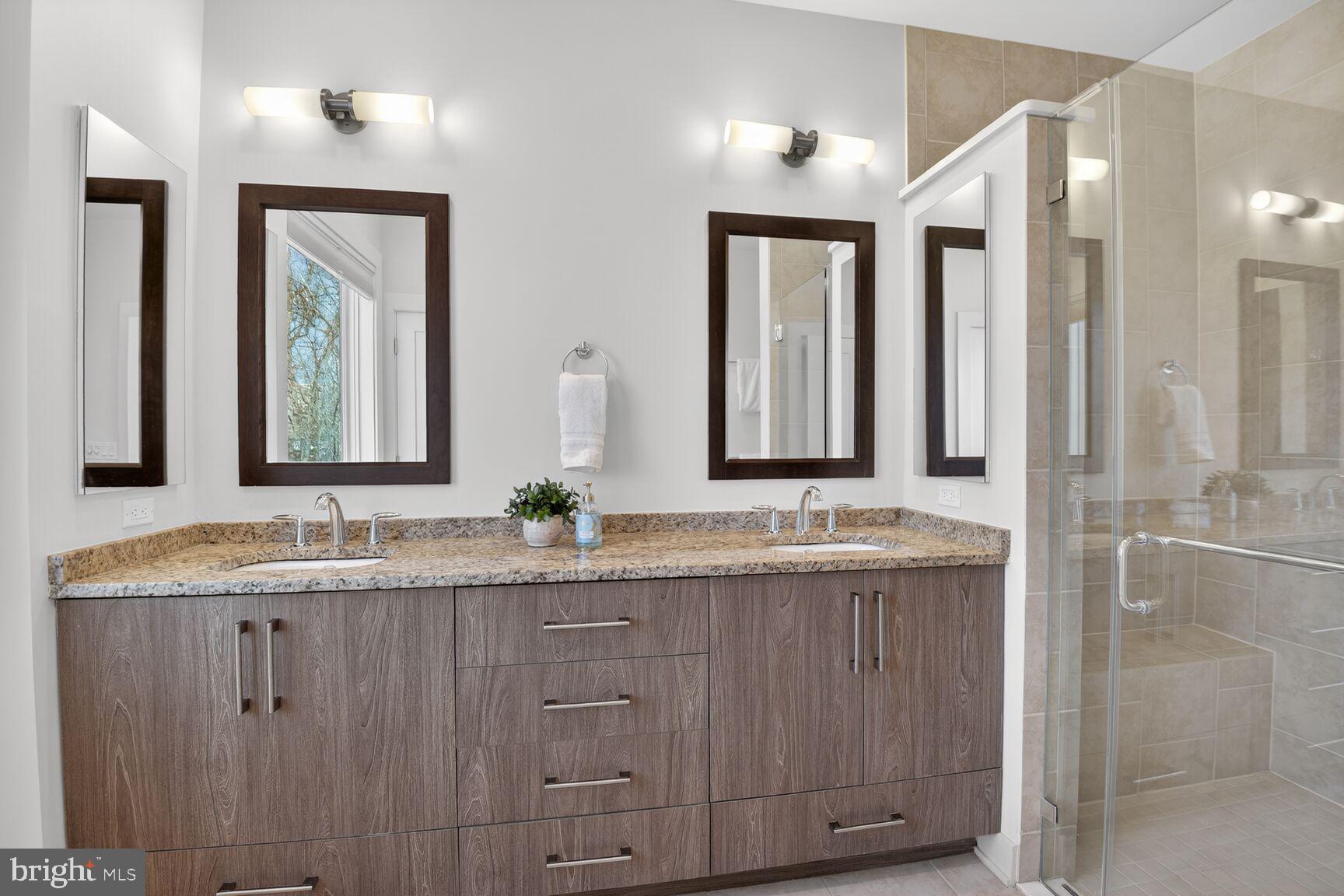 GROSVENOR HEIGHTS - Residential