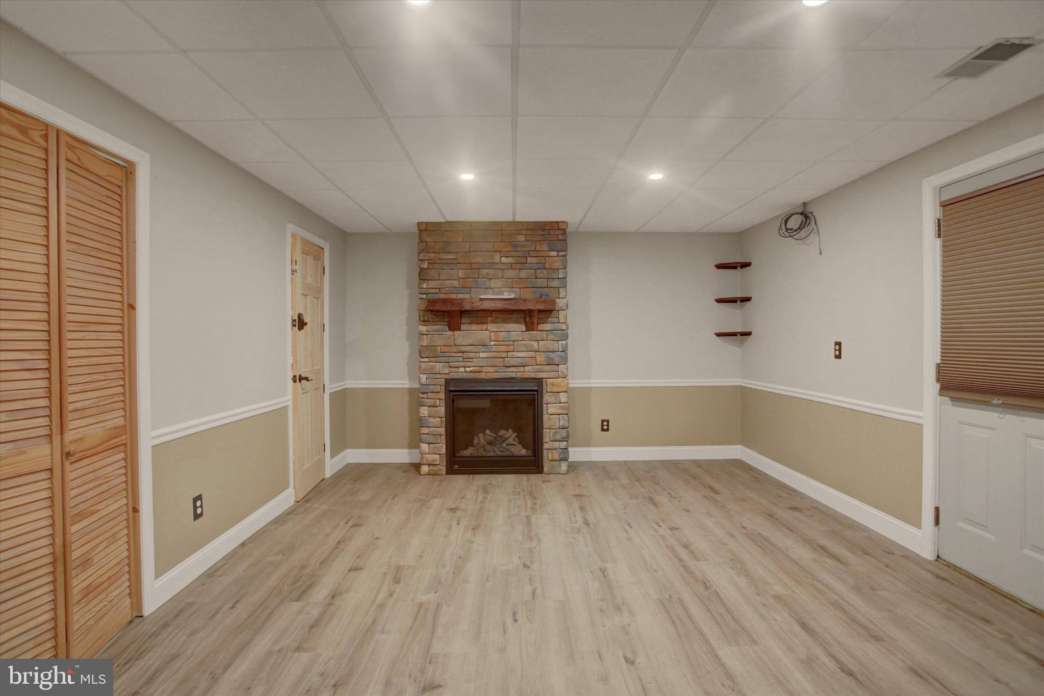 WOODCREST - Residential