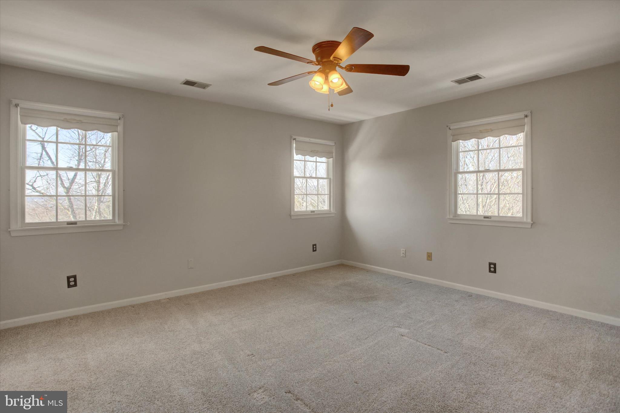 WOODCREST - Residential