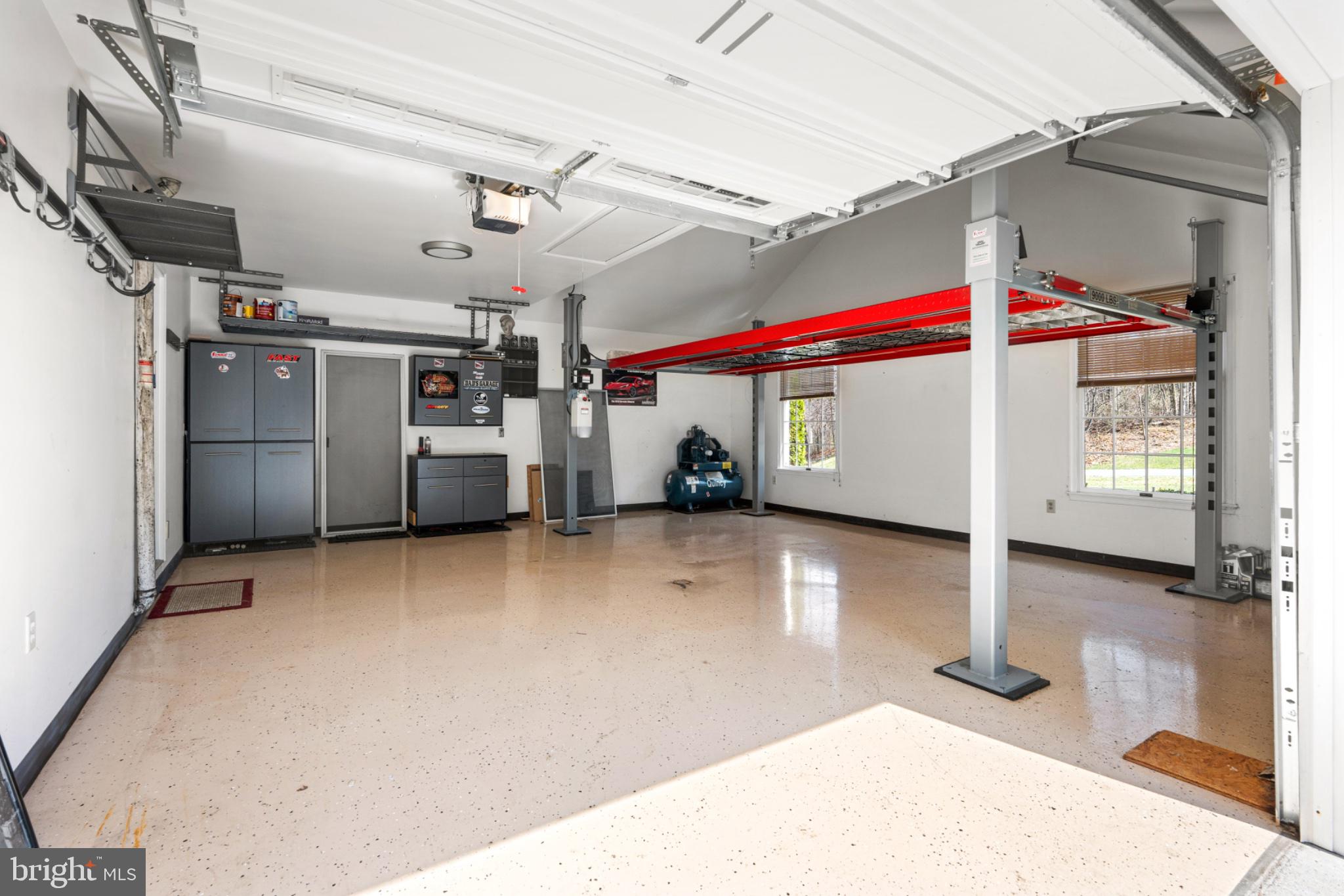 WOODCREST - Residential