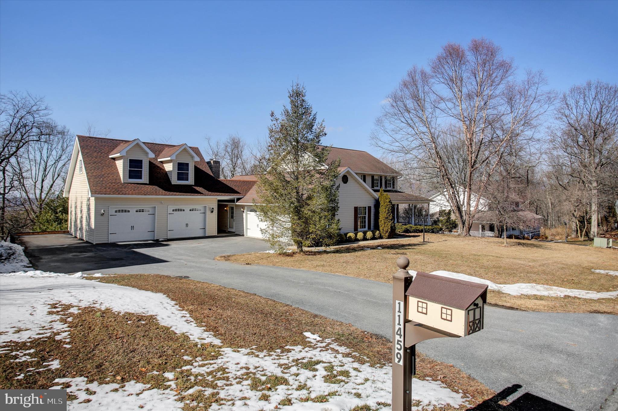 WOODCREST - Residential