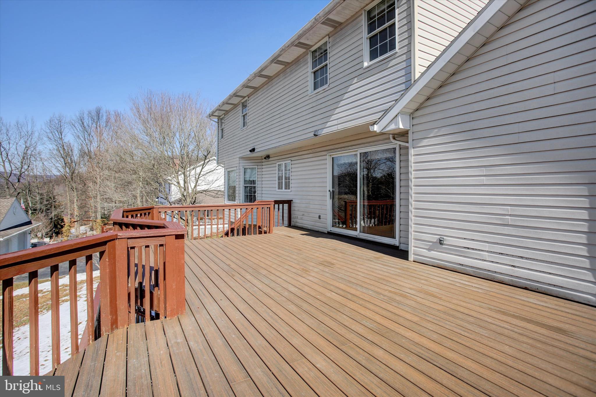 WOODCREST - Residential