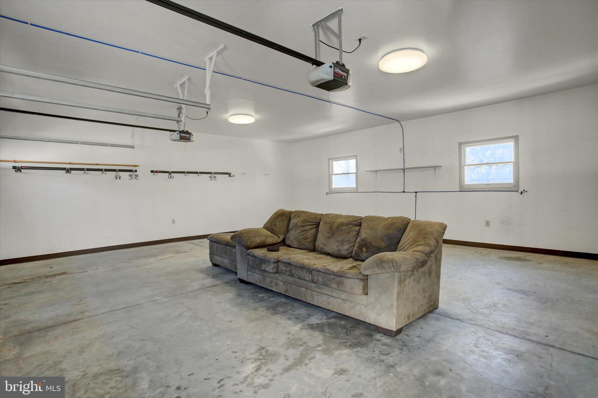 WOODCREST - Residential