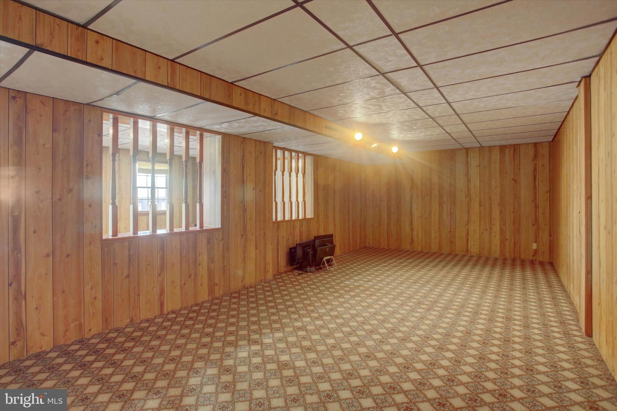 WOODCREST - Residential