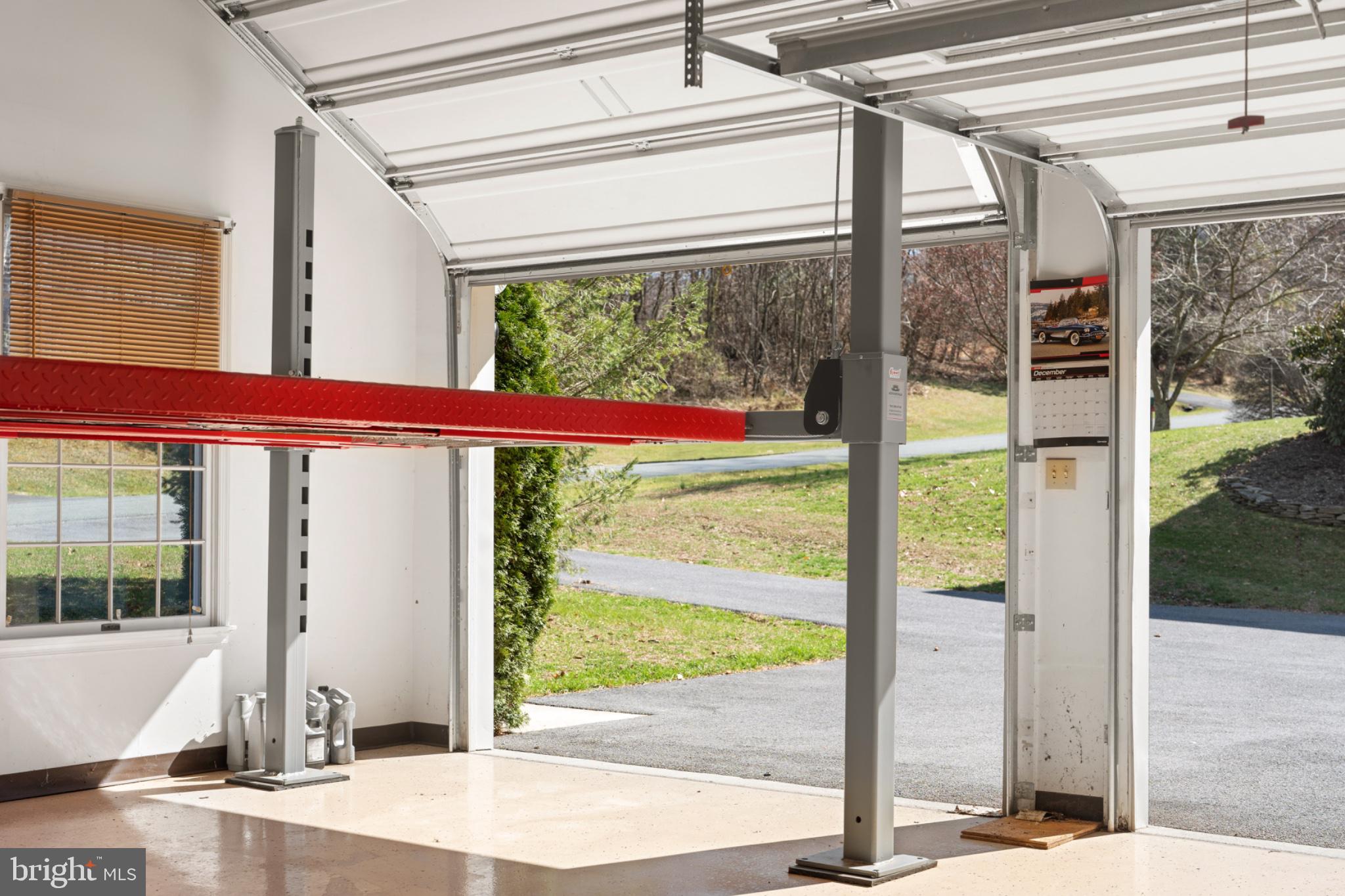 WOODCREST - Residential