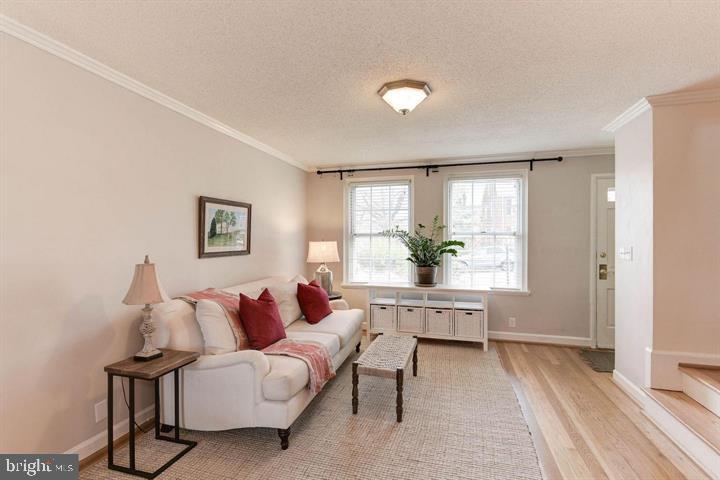 2886 S ABINGDON STREET