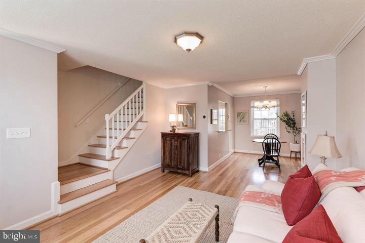 2886 S ABINGDON STREET