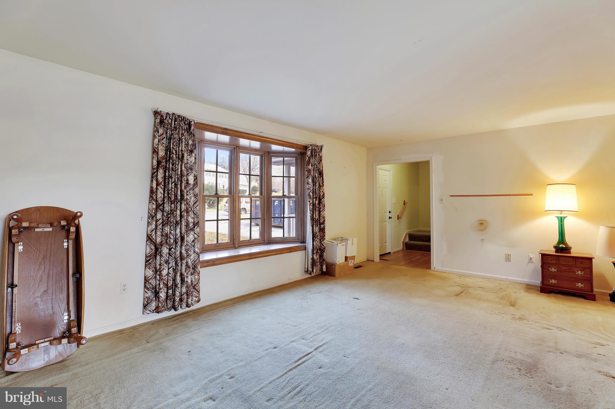 FONT HILL VILLAGE - Residential