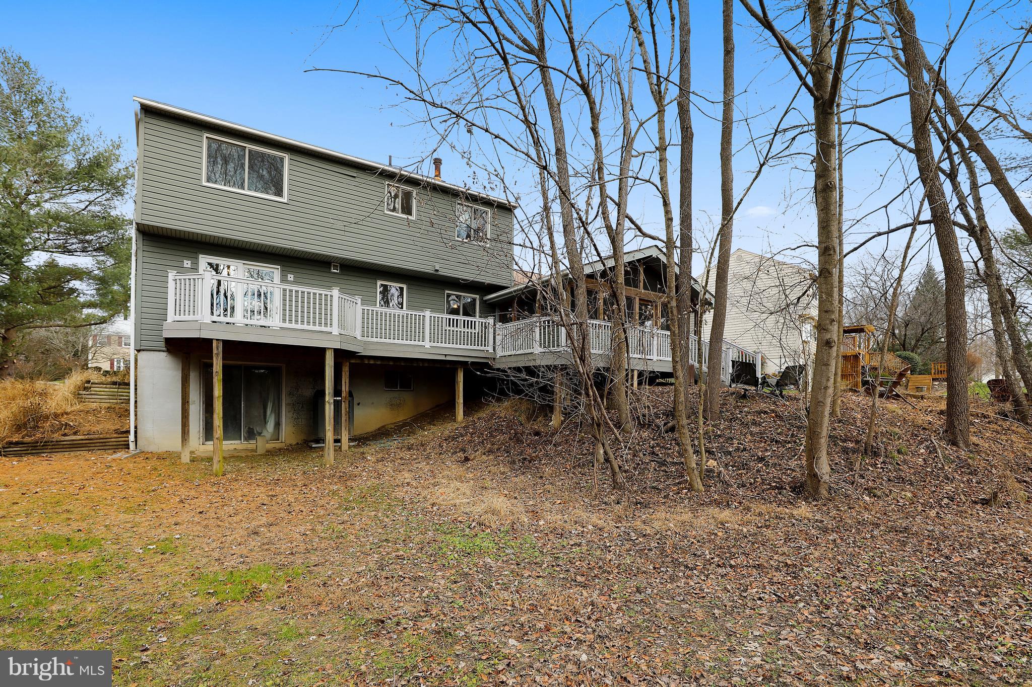 FONT HILL VILLAGE - Residential