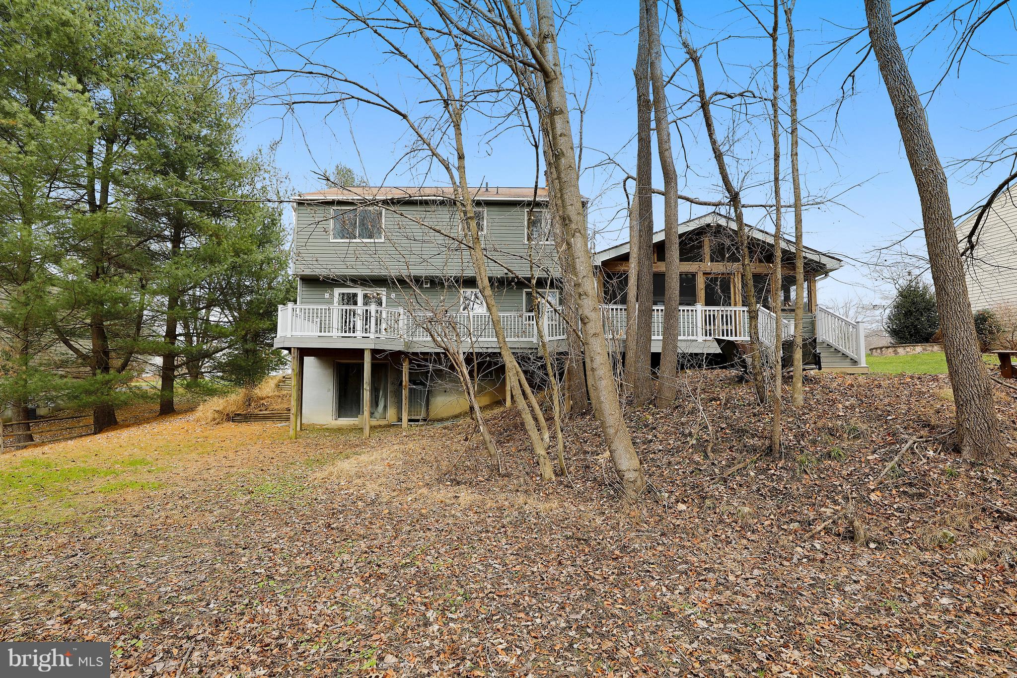 FONT HILL VILLAGE - Residential