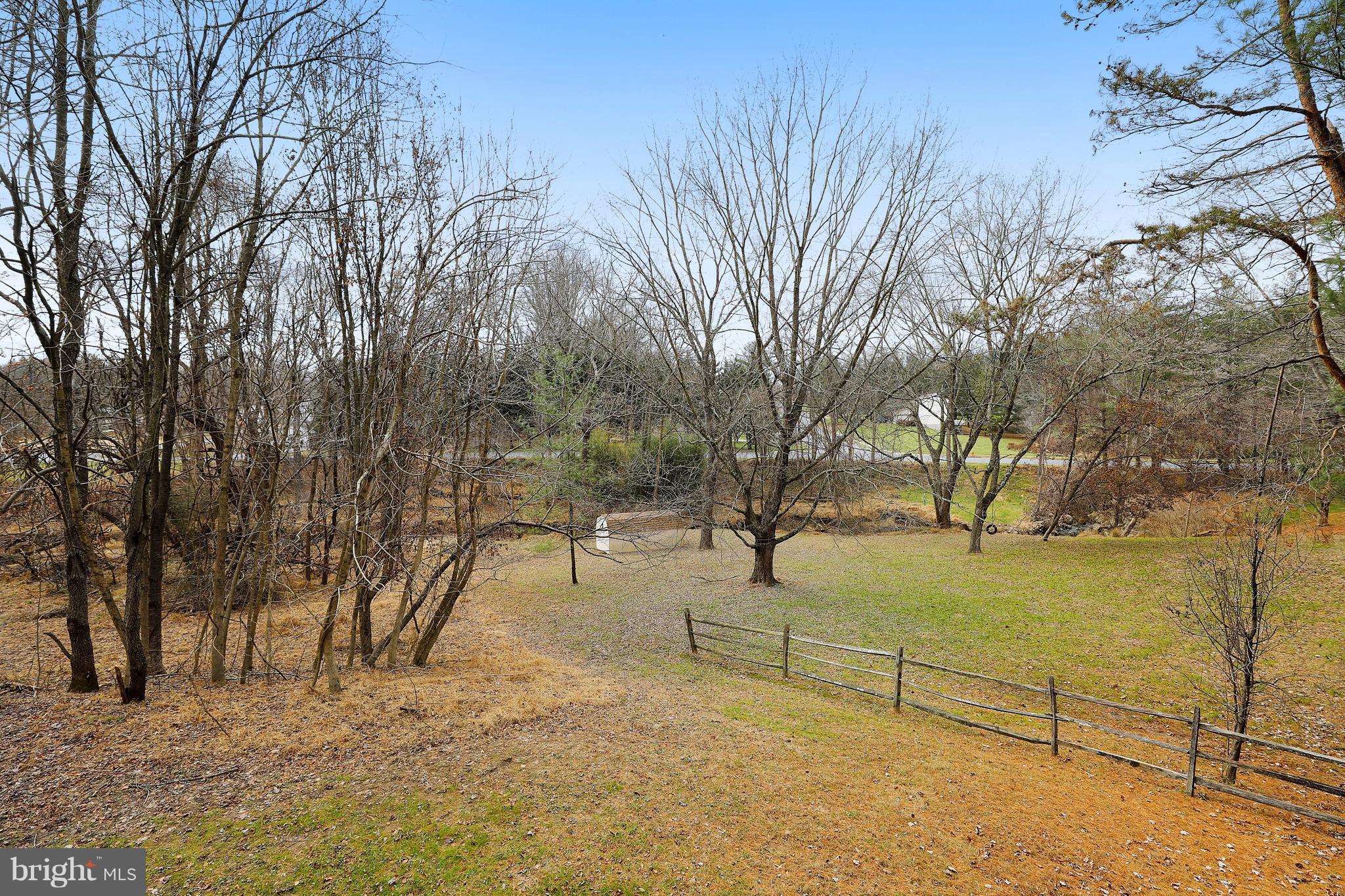 FONT HILL VILLAGE - Residential