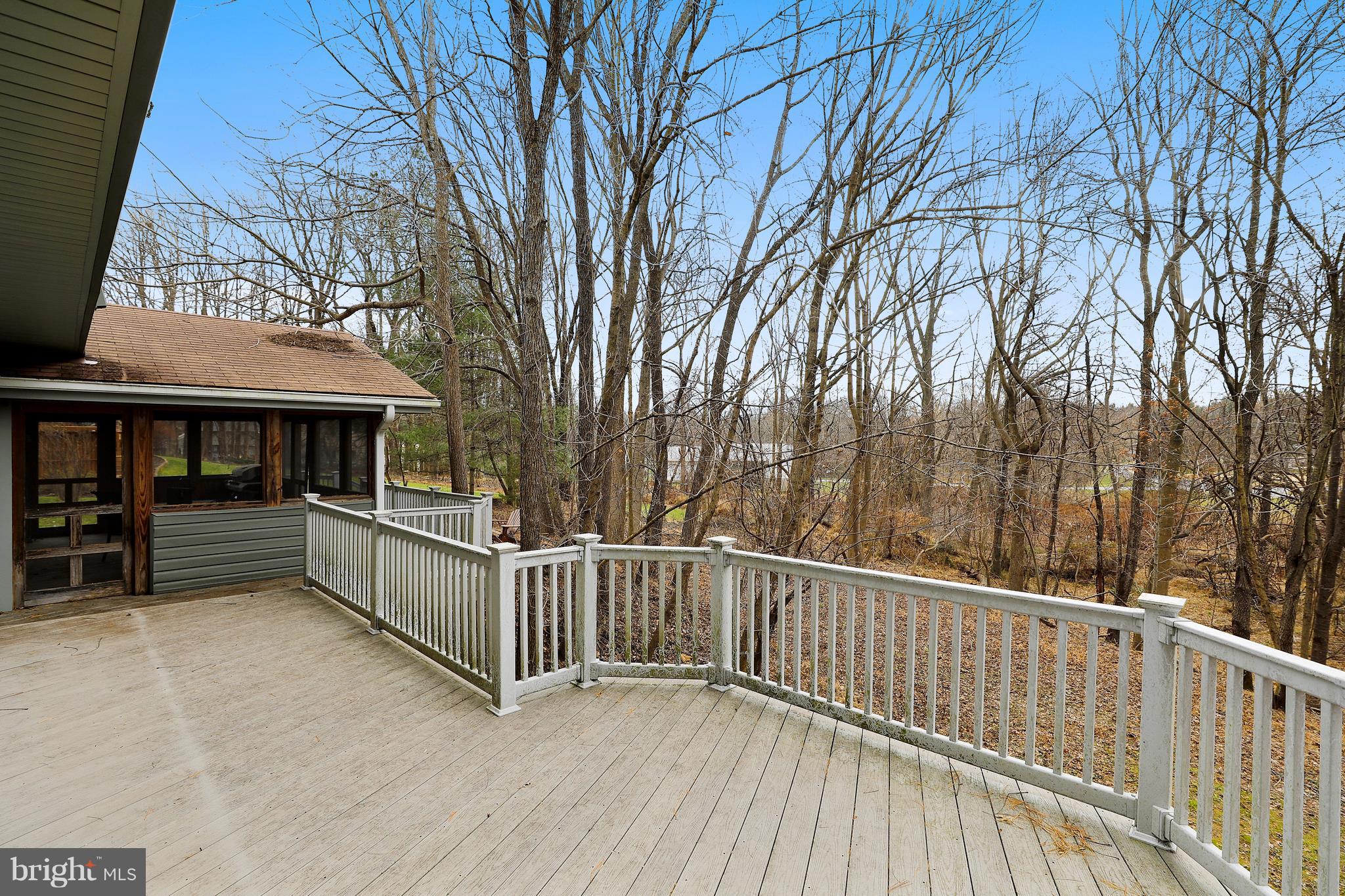 FONT HILL VILLAGE - Residential