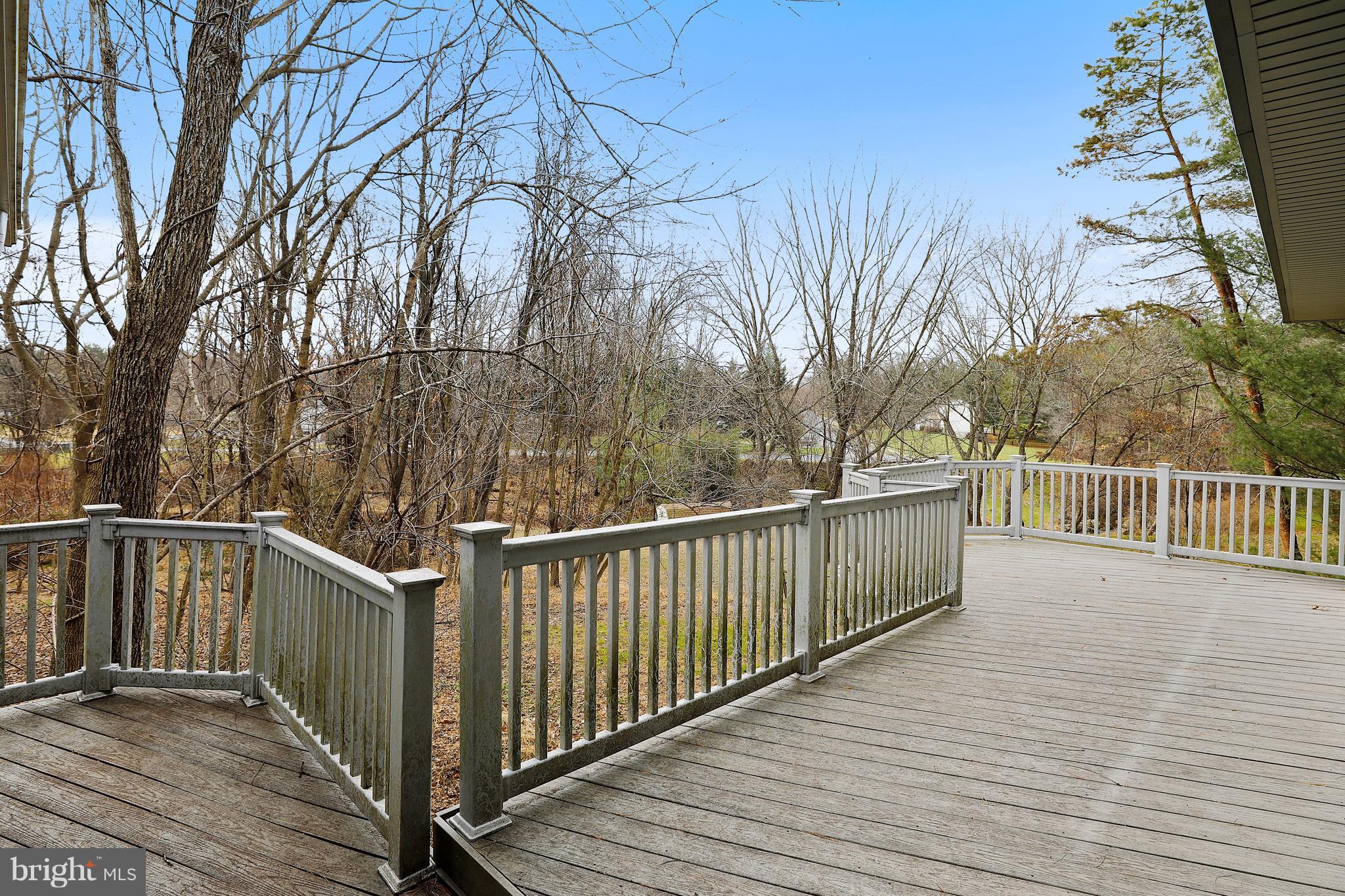 FONT HILL VILLAGE - Residential