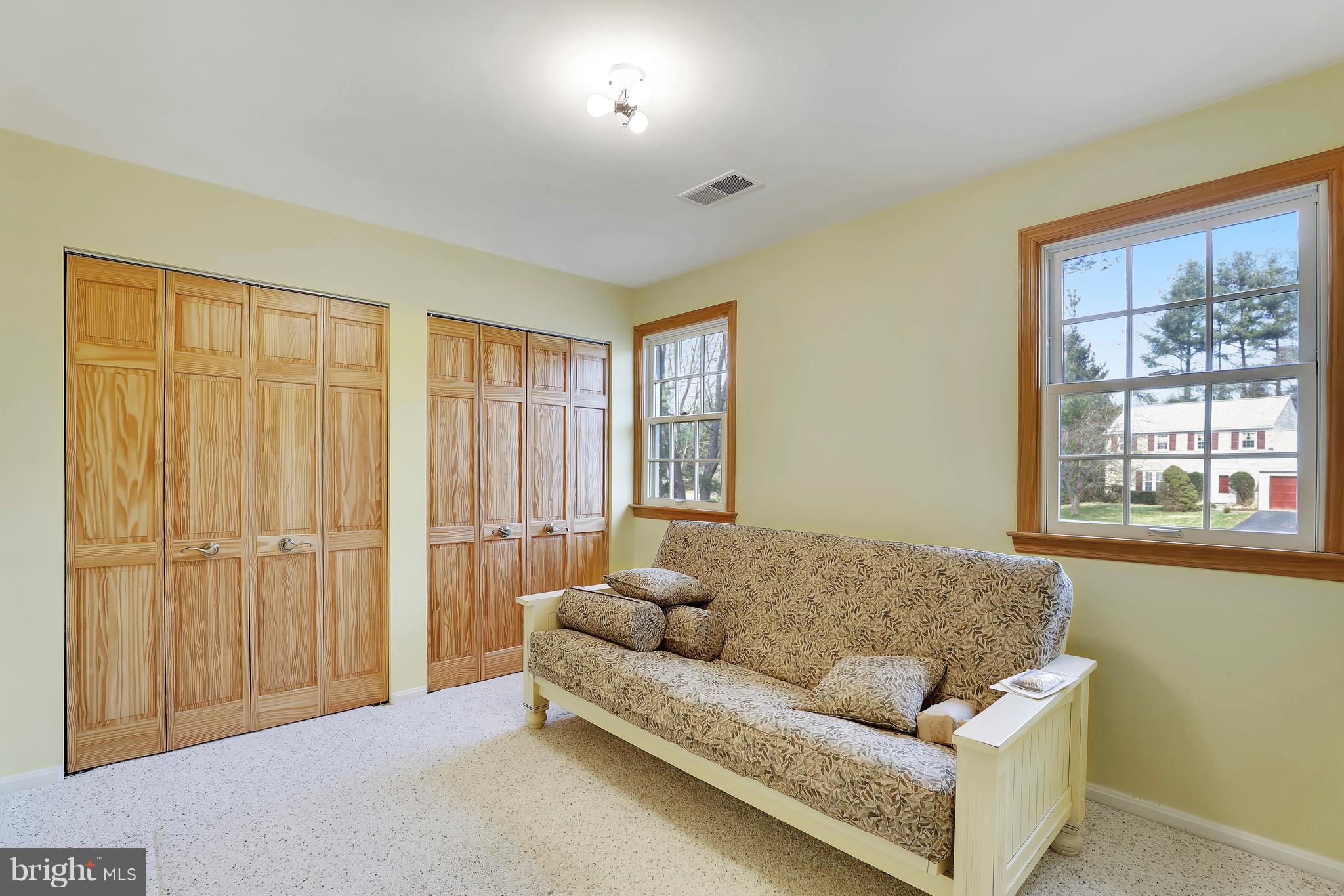 FONT HILL VILLAGE - Residential