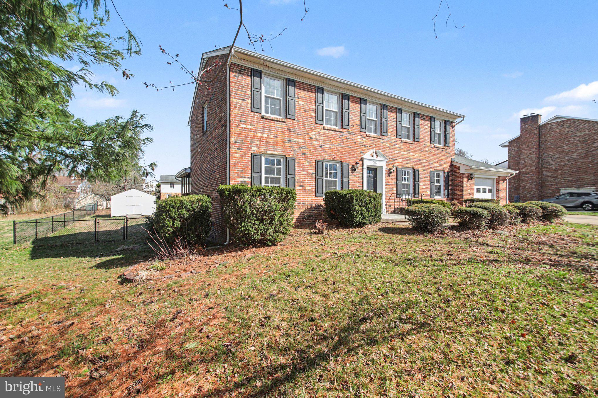 KENDALLWOOD ESTATES - Residential