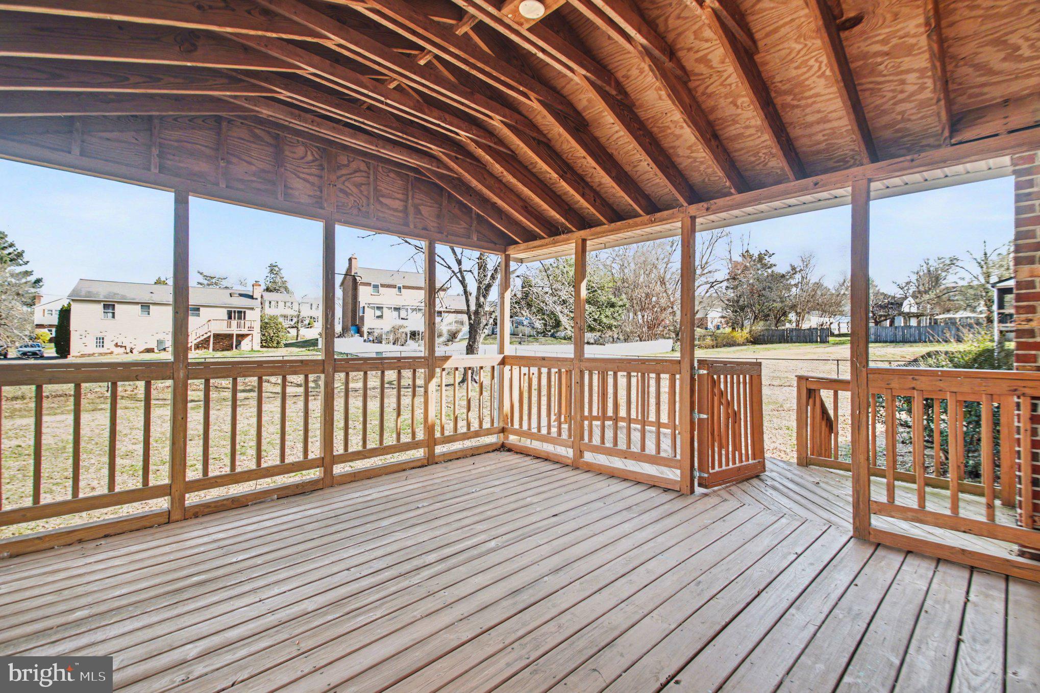 KENDALLWOOD ESTATES - Residential