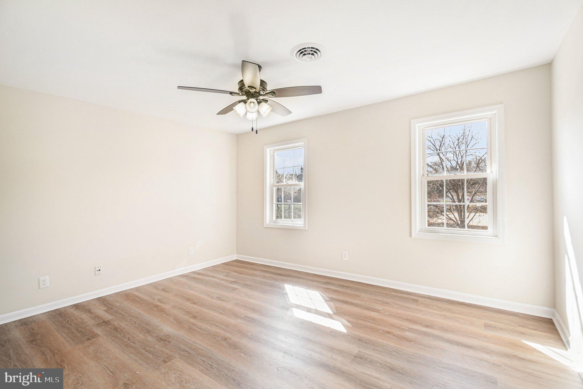 KENDALLWOOD ESTATES - Residential