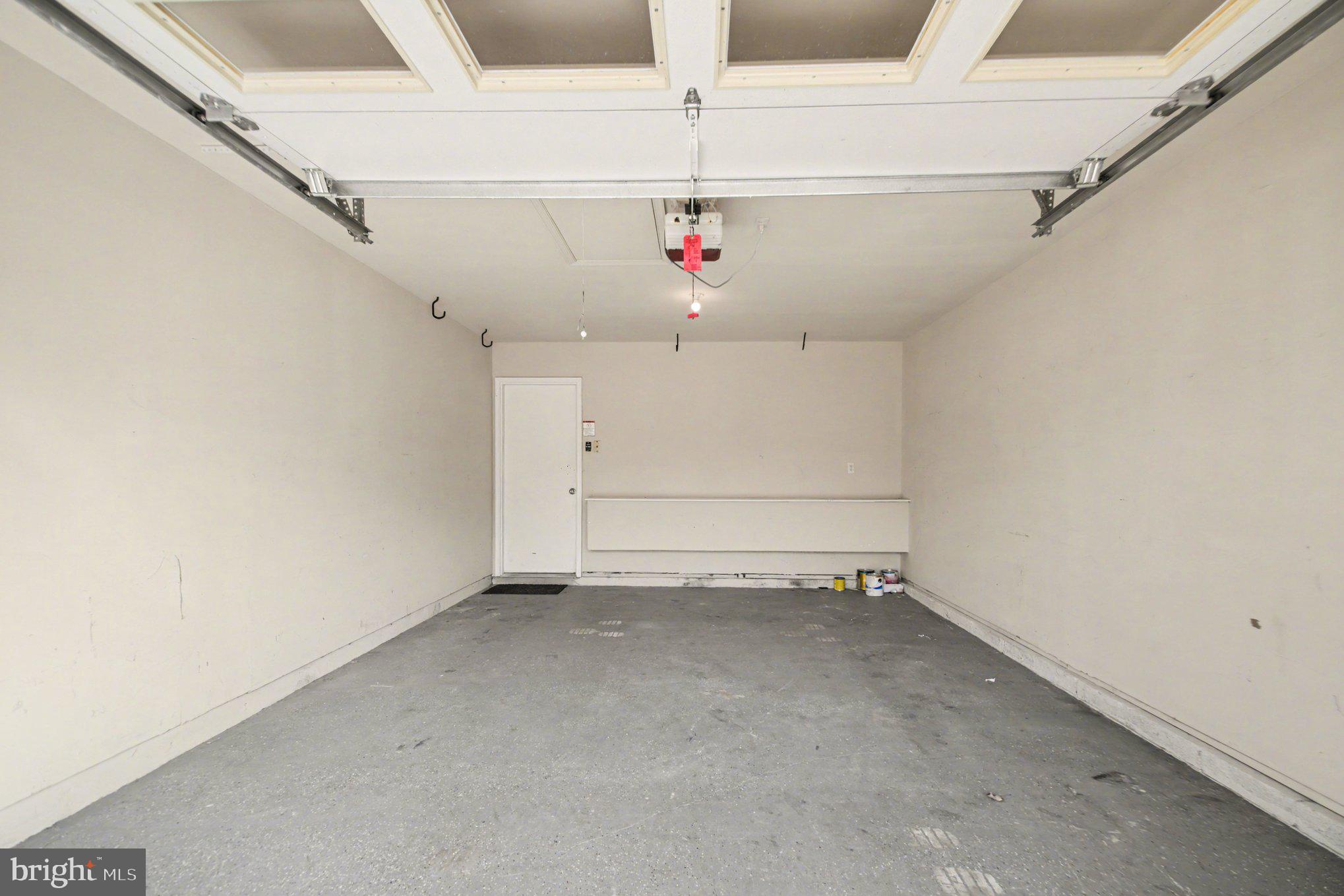 KENDALLWOOD ESTATES - Residential