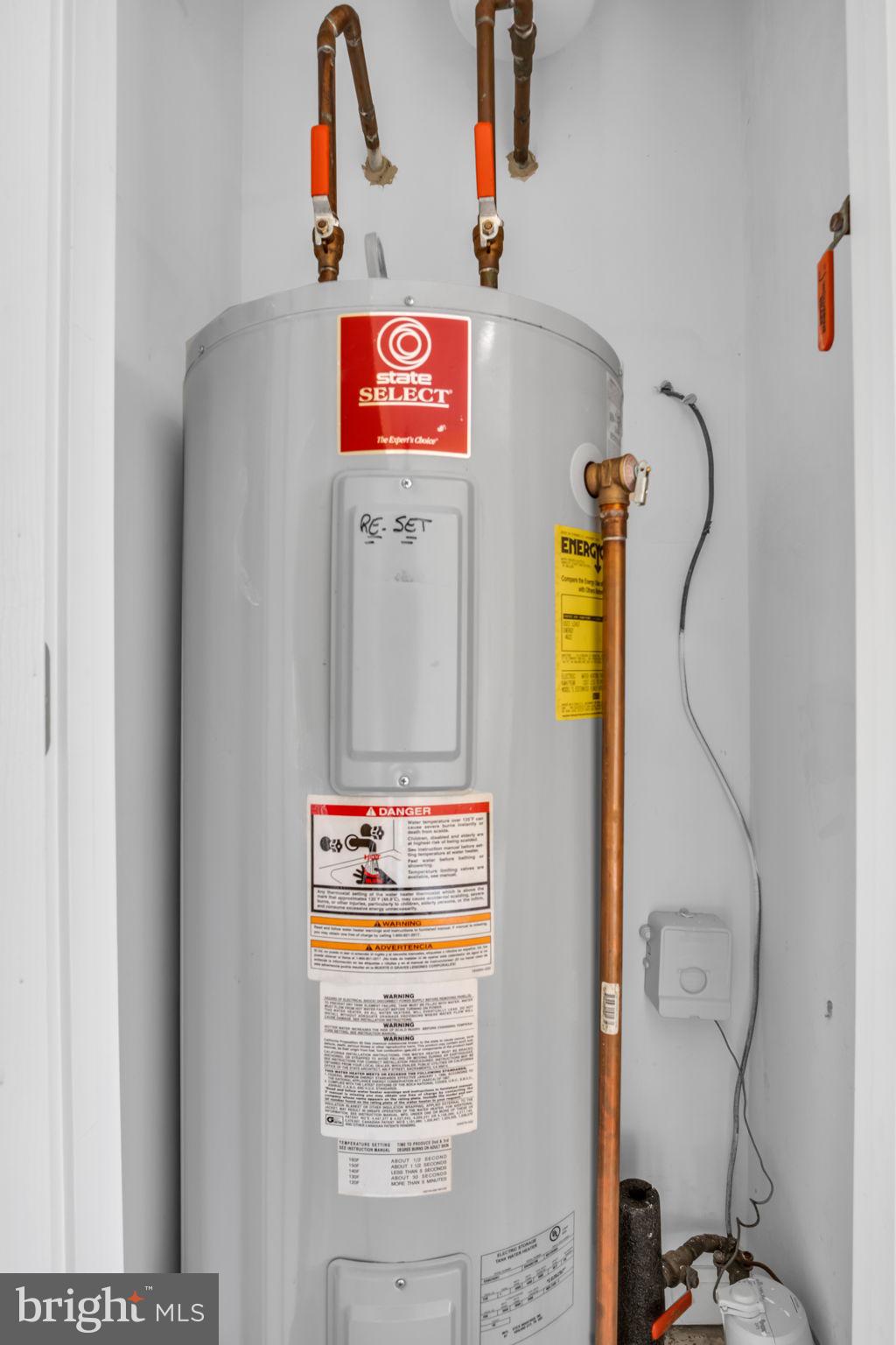 HARMONY HALL COURT - Residential