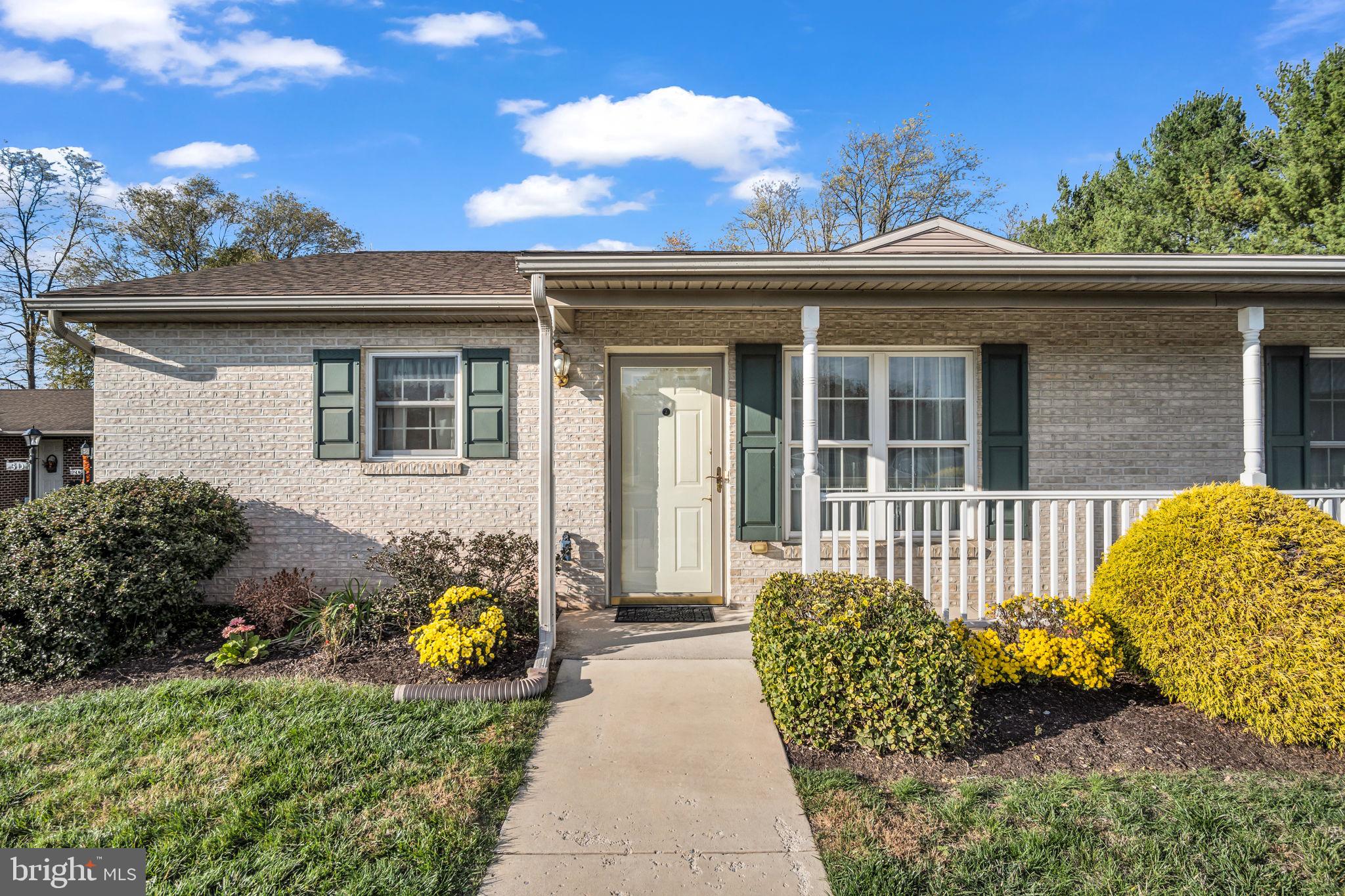 HARMONY HALL COURT - Residential