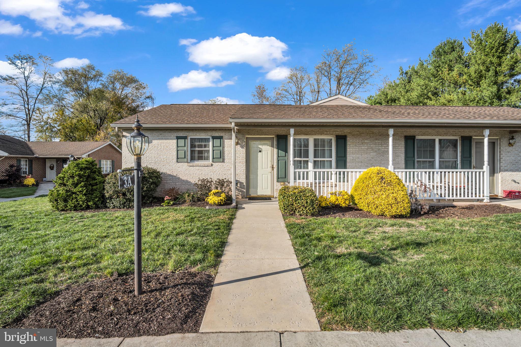 HARMONY HALL COURT - Residential