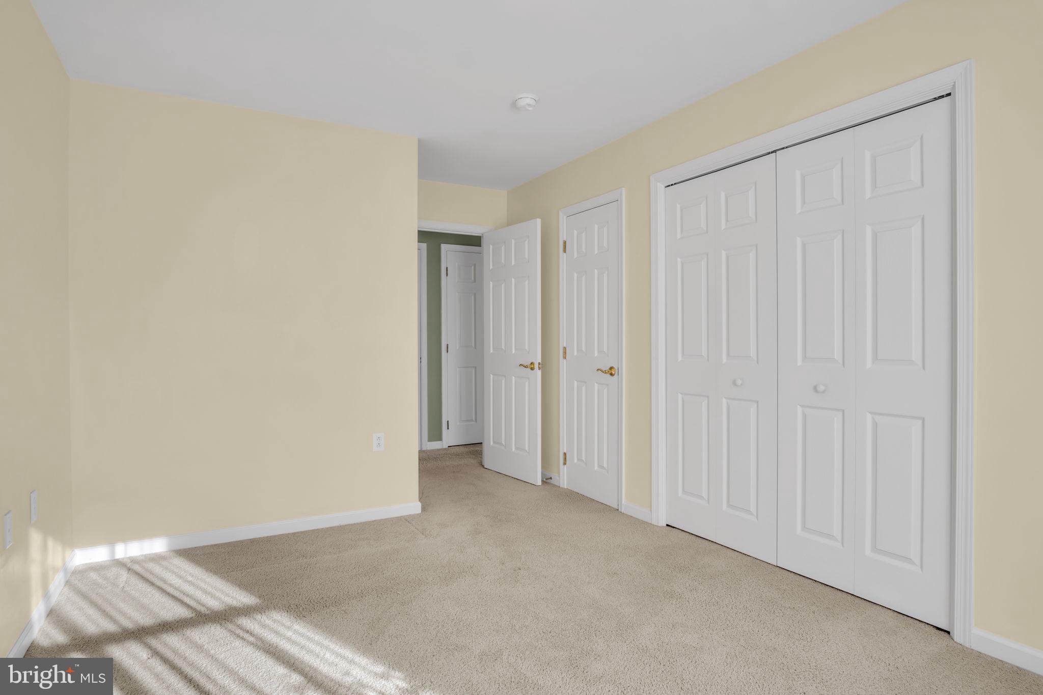 HARMONY HALL COURT - Residential