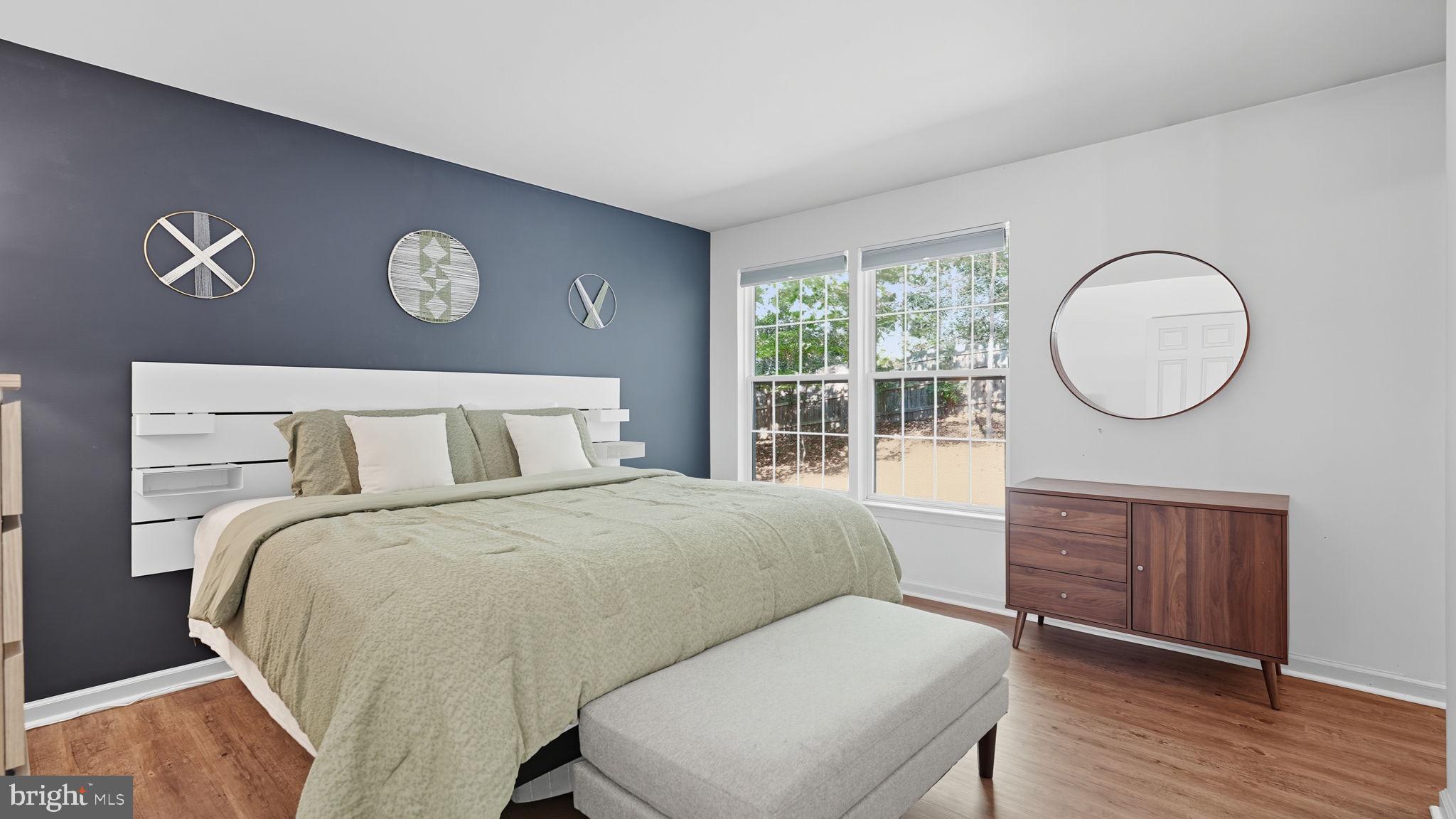 OAKRIDGE POINTE - Residential