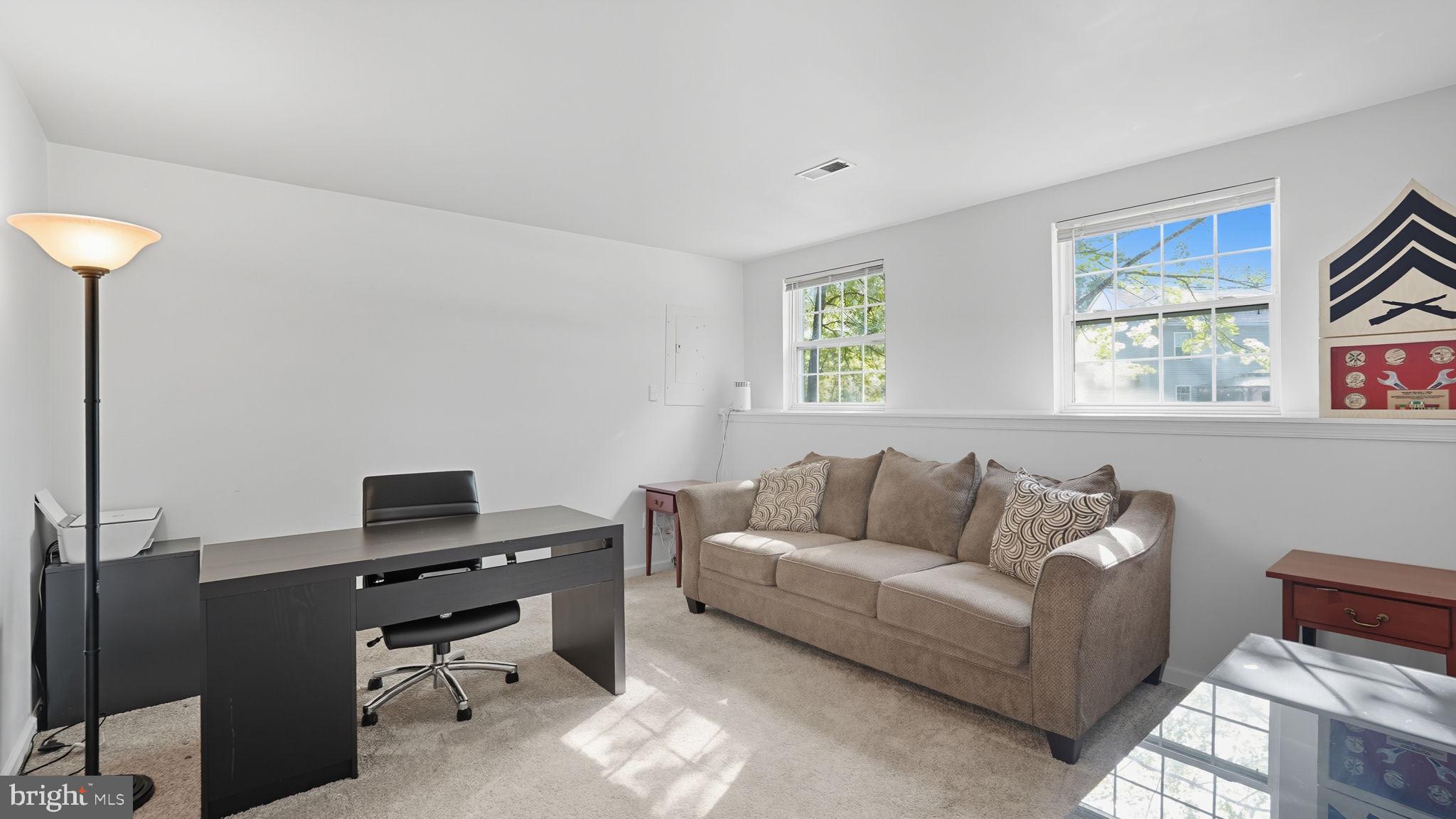 OAKRIDGE POINTE - Residential