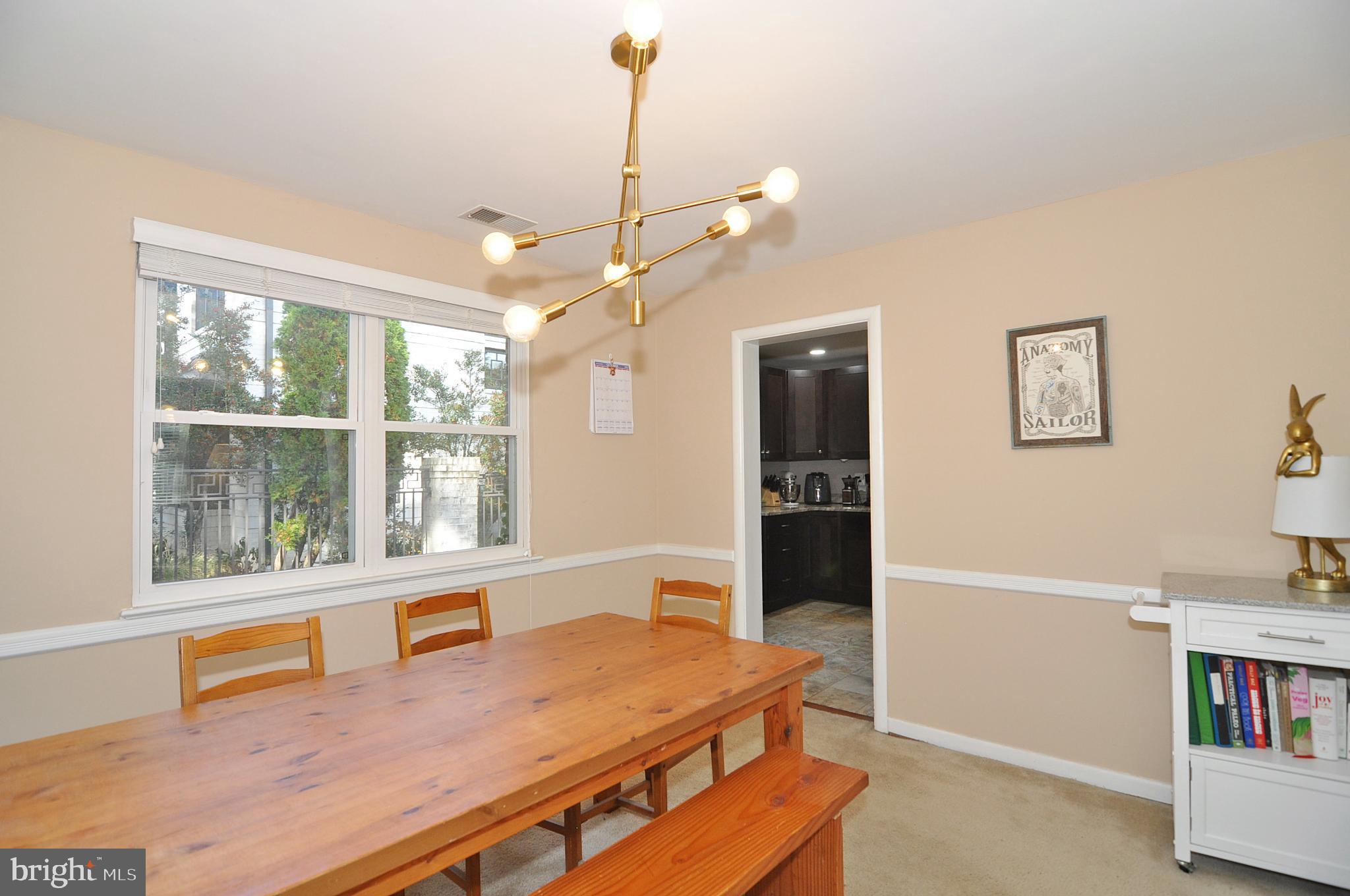 ARLINGTON RIDGE - Residential