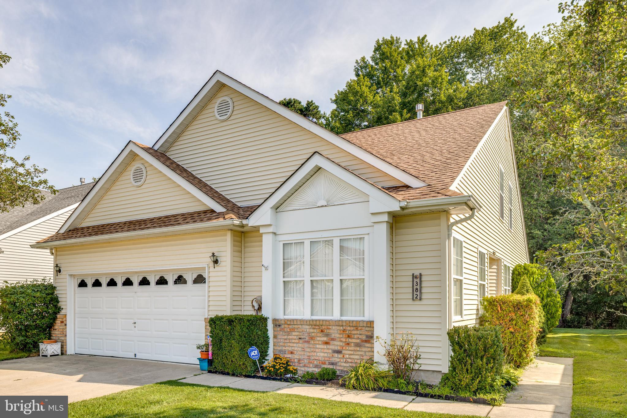 382 SAINT THOMAS BOULEVARD