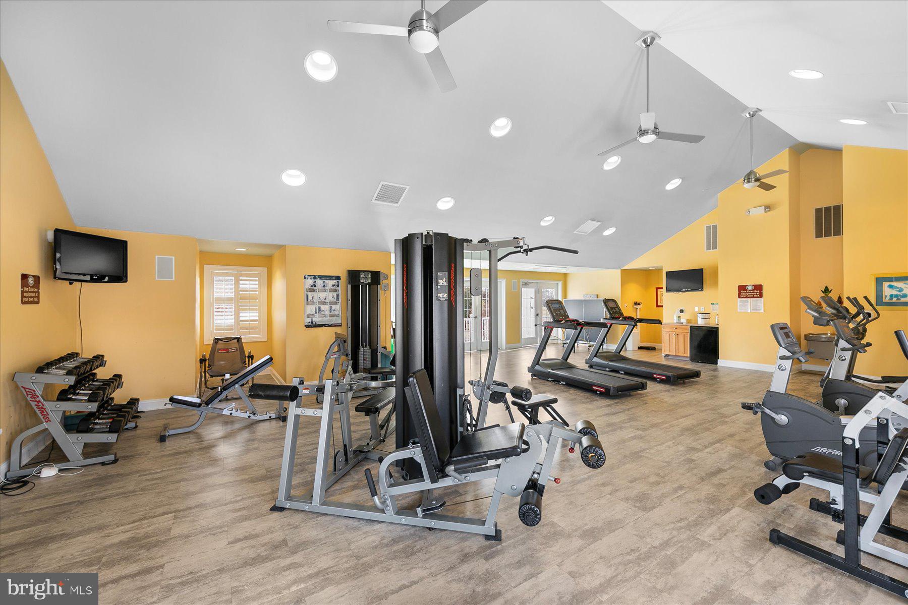 WHITE CREEK AT BETHANY - Residential