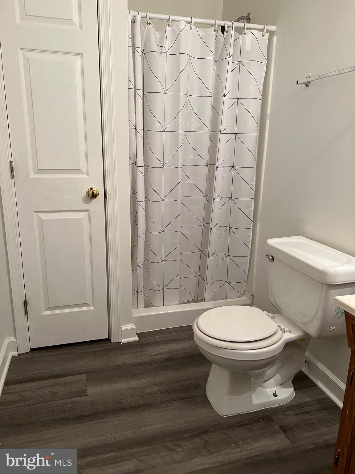 LAKE RIDGE - SPRINGWOODS - Residential Lease