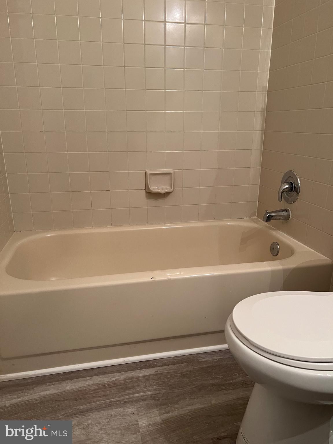 LAKE RIDGE - SPRINGWOODS - Residential Lease