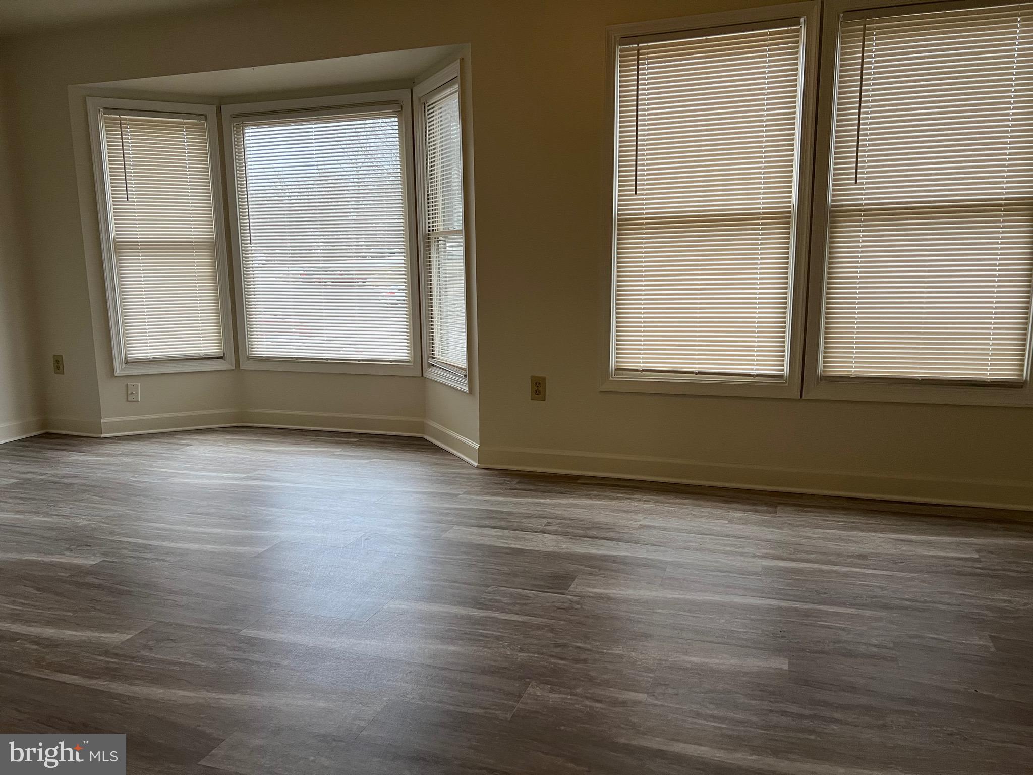 LAKE RIDGE - SPRINGWOODS - Residential Lease