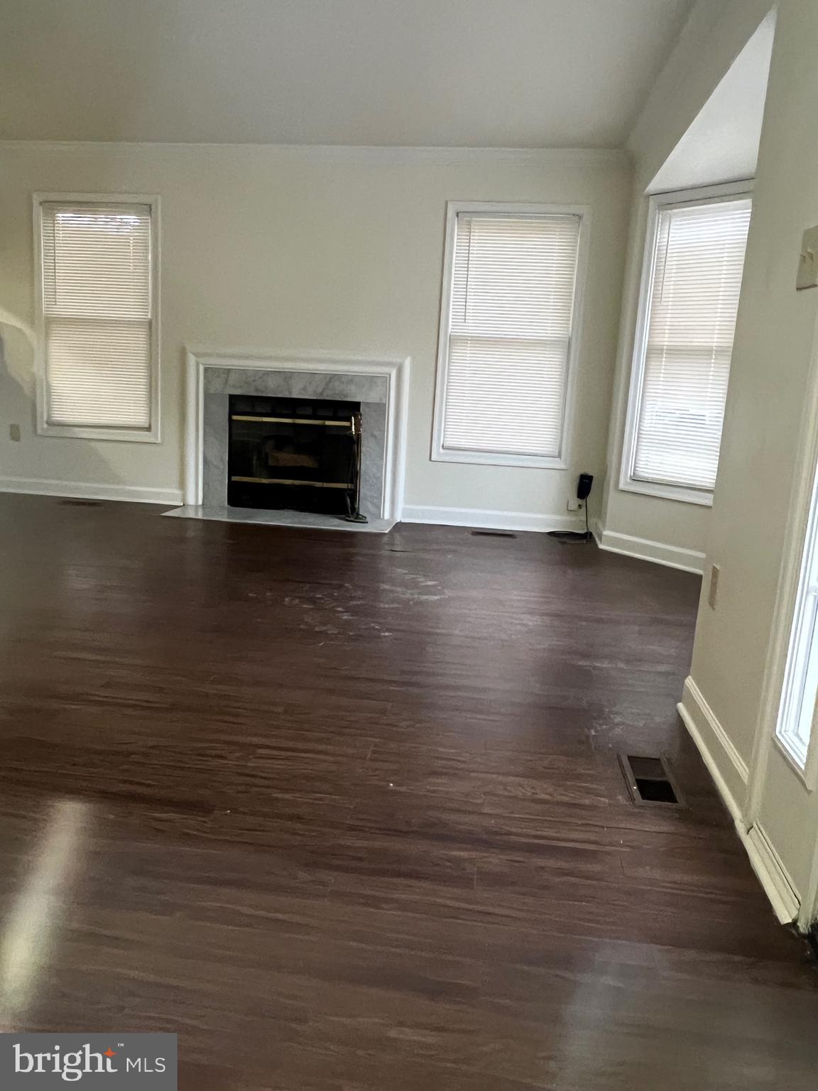 LAKE RIDGE - SPRINGWOODS - Residential Lease