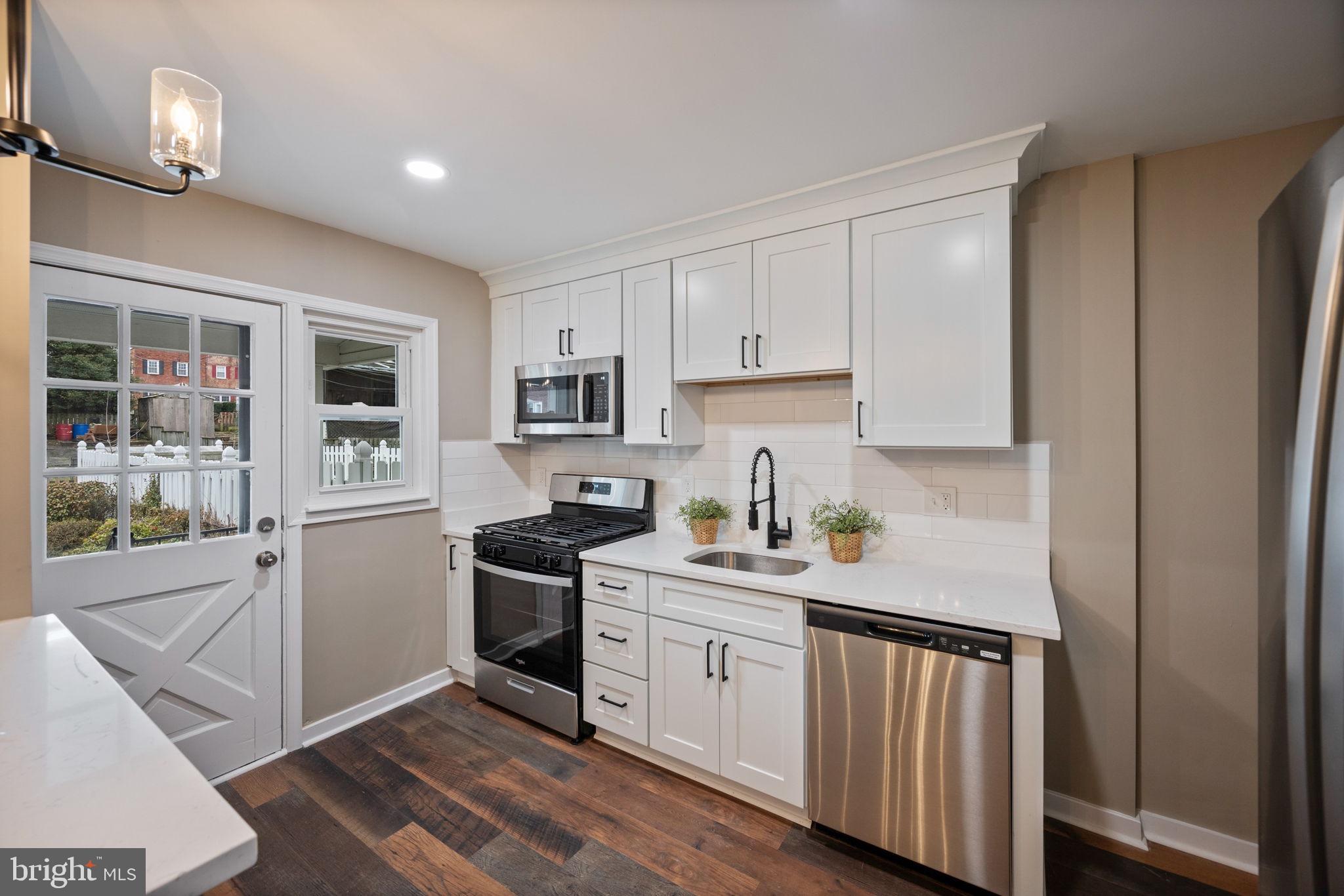 RIDGELEIGH - Residential