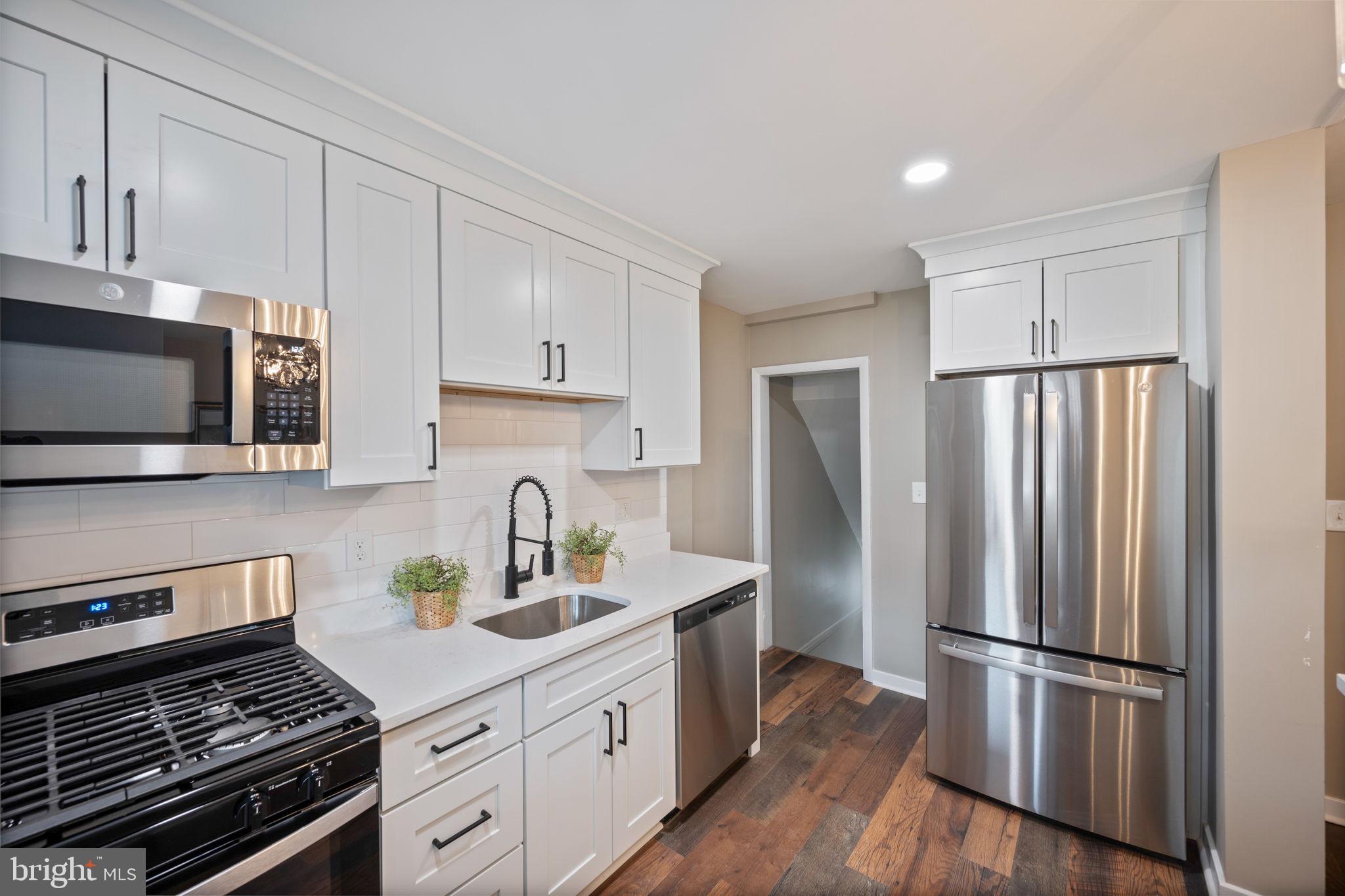 RIDGELEIGH - Residential