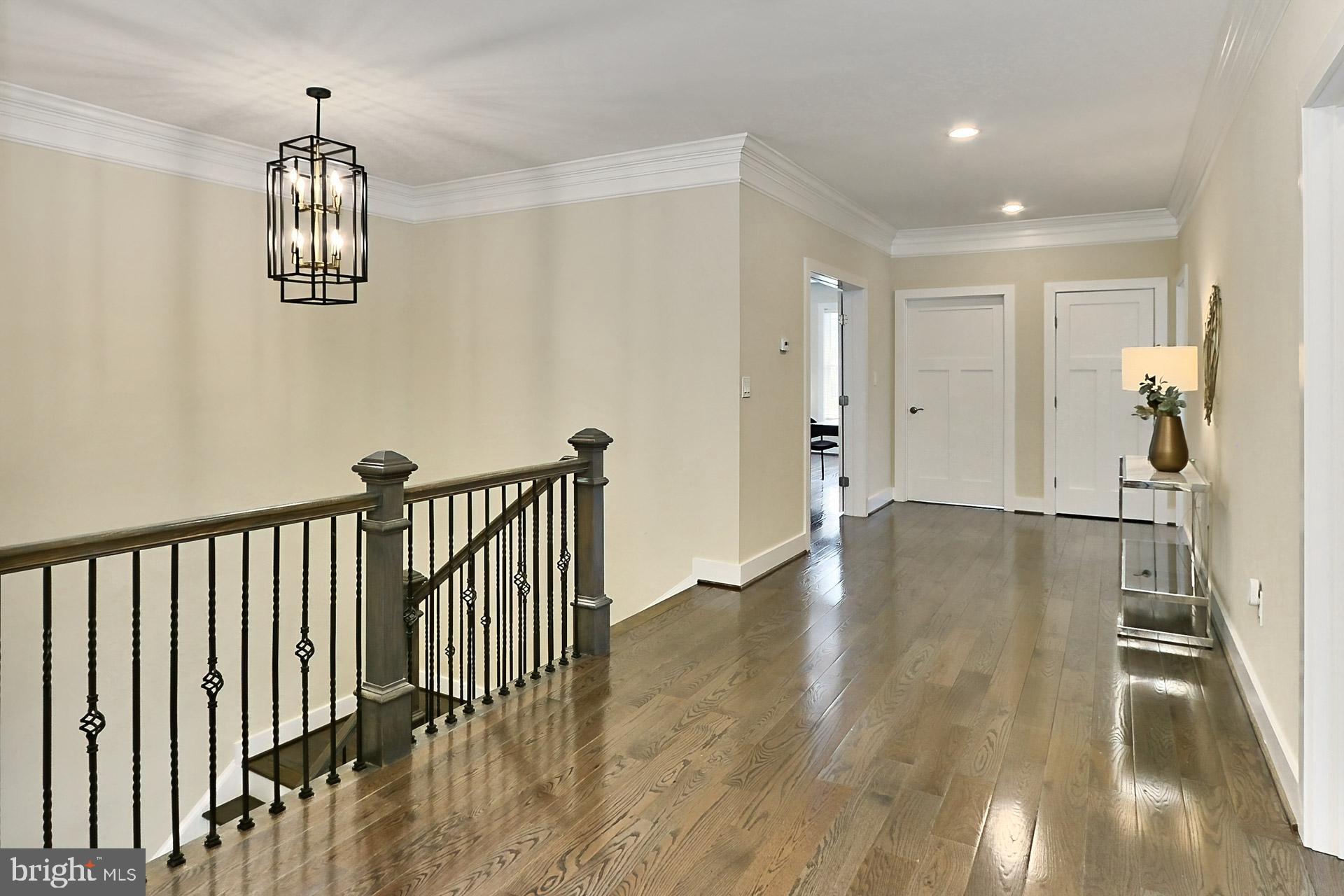 PIMMIT HILLS - Residential