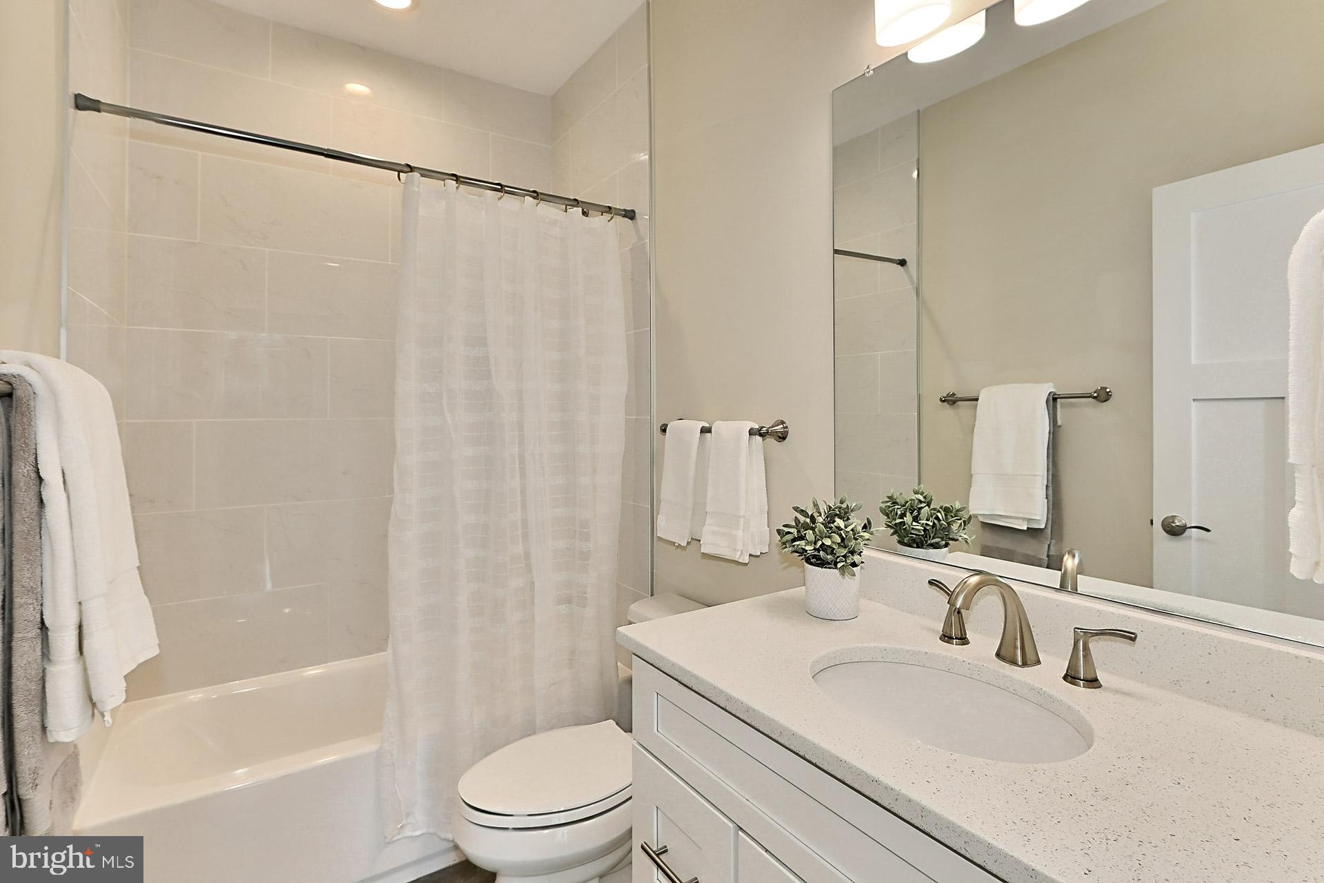 PIMMIT HILLS - Residential