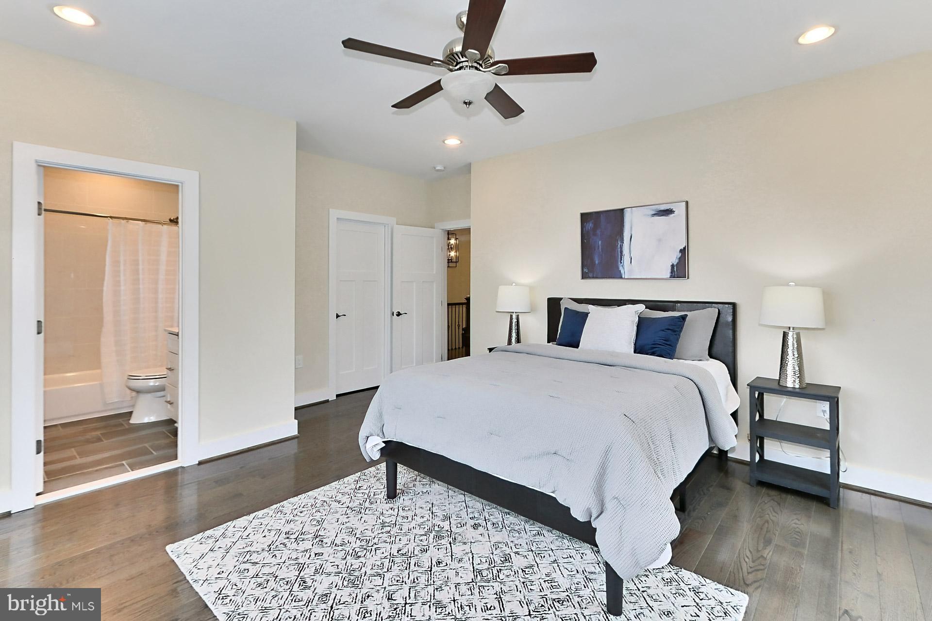 PIMMIT HILLS - Residential