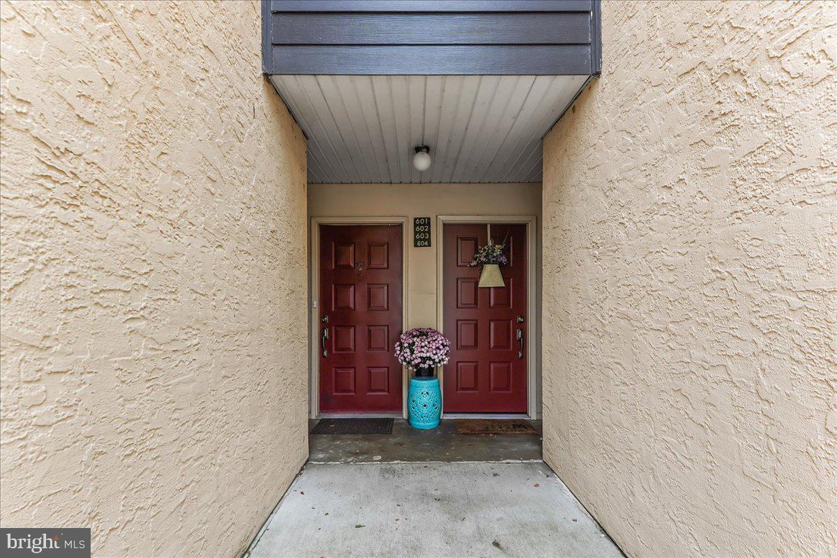 PAINTERS CROSSING - Residential