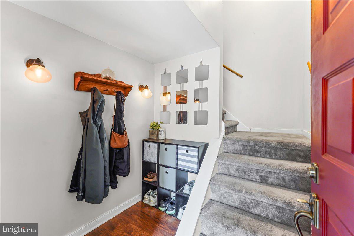 PAINTERS CROSSING - Residential