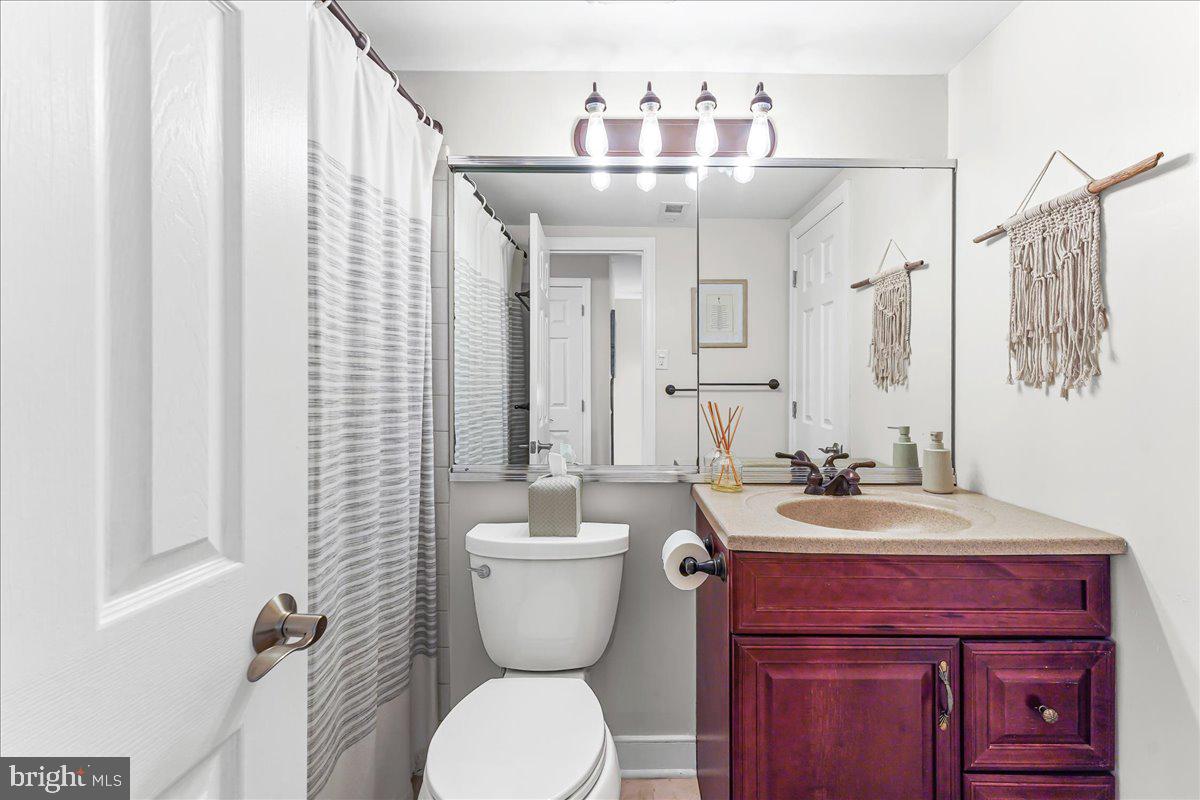 PAINTERS CROSSING - Residential