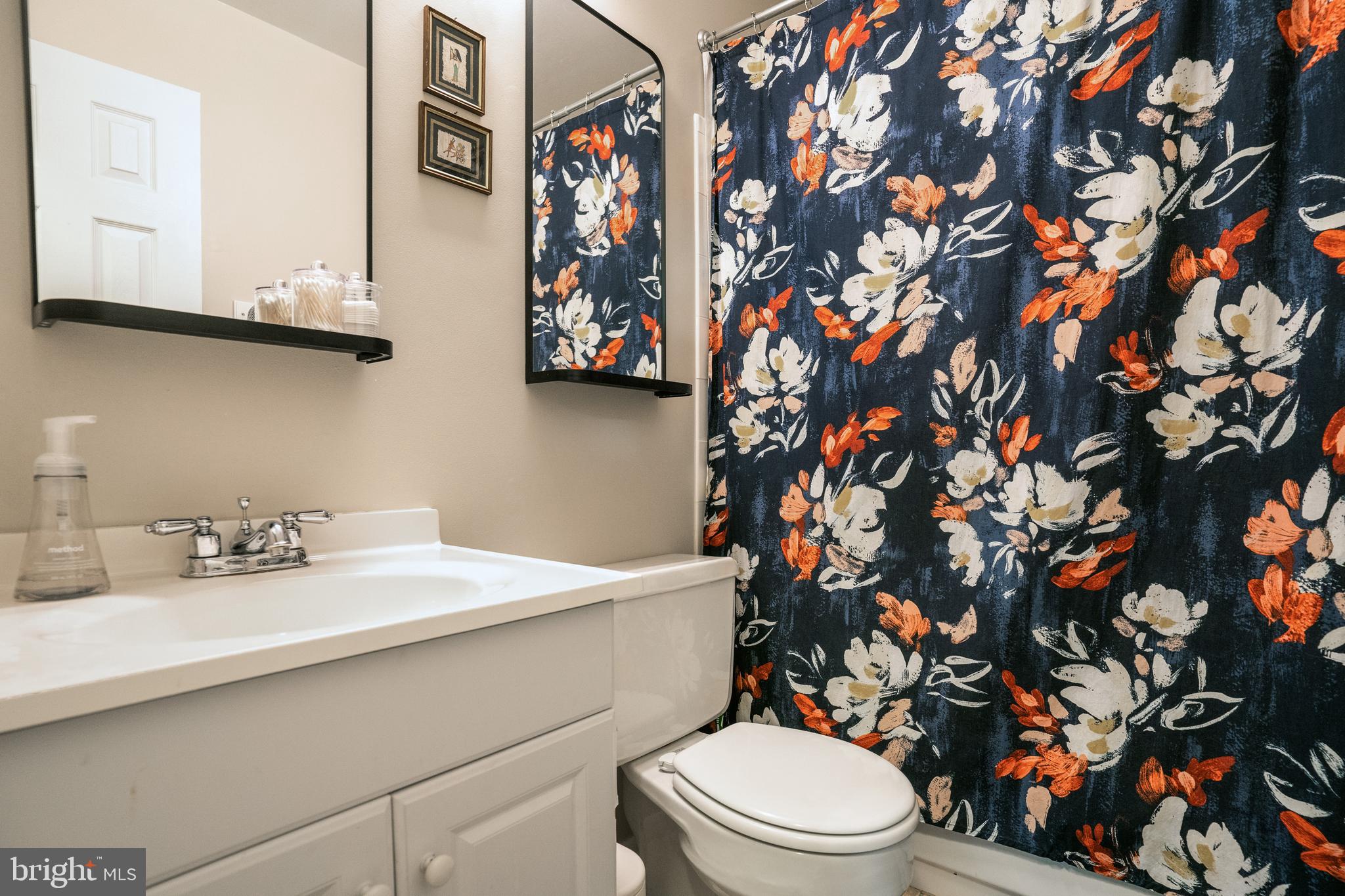 SUGARLAND RUN - Residential Lease